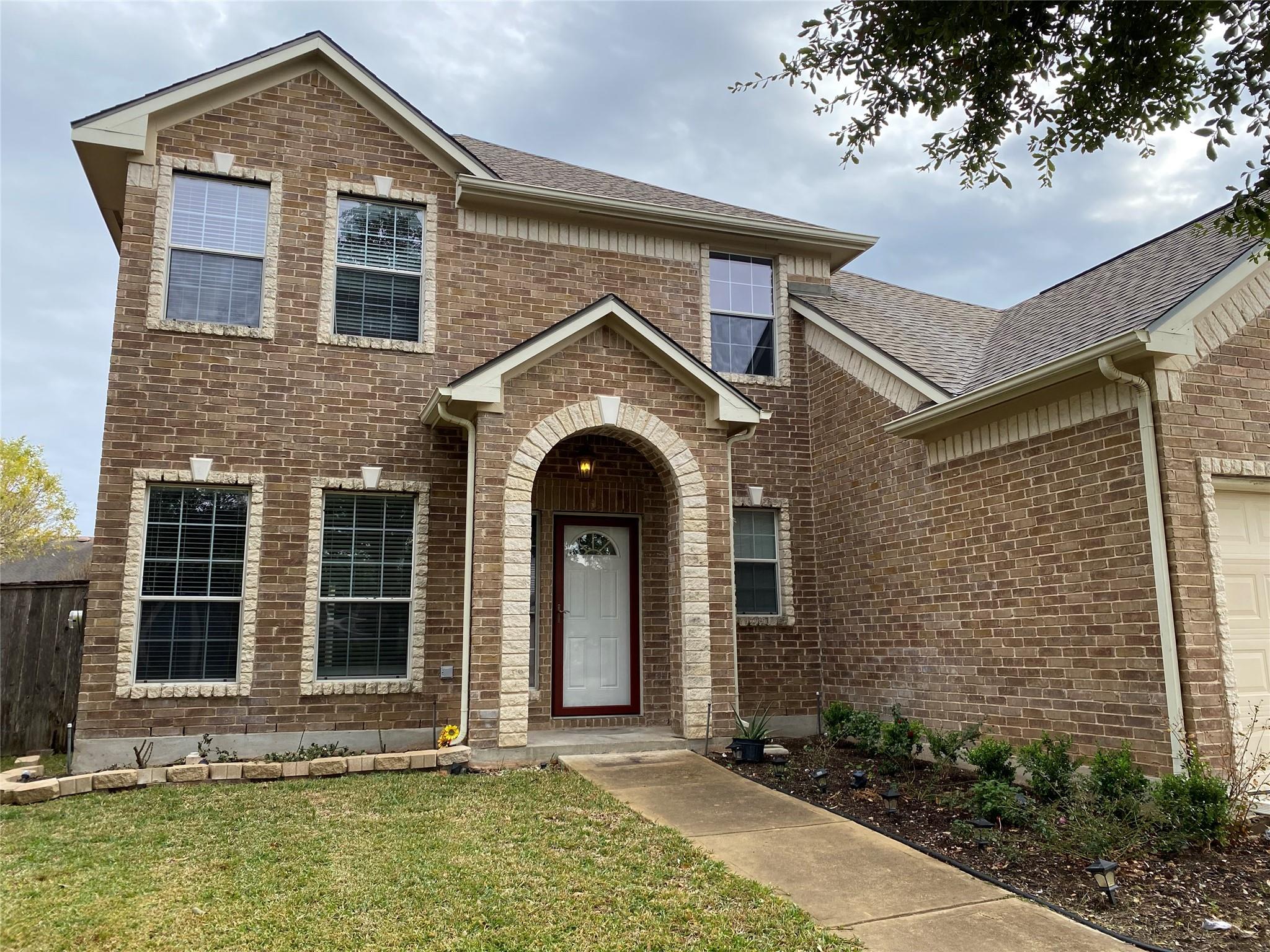 Listing photo 1 of 11541  Sunny Creek Ln