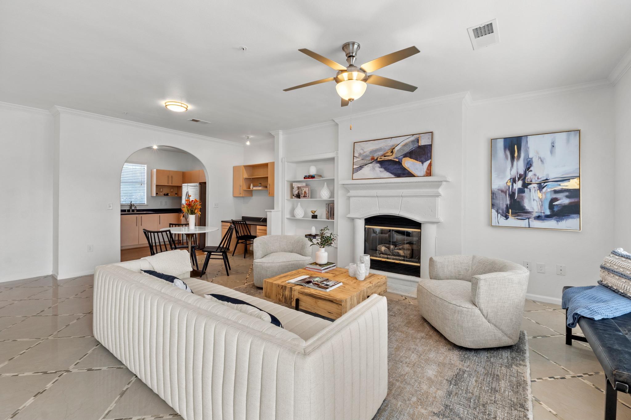 Listing photo 1 of 11203  Ranch Road 2222 Rd  #1703