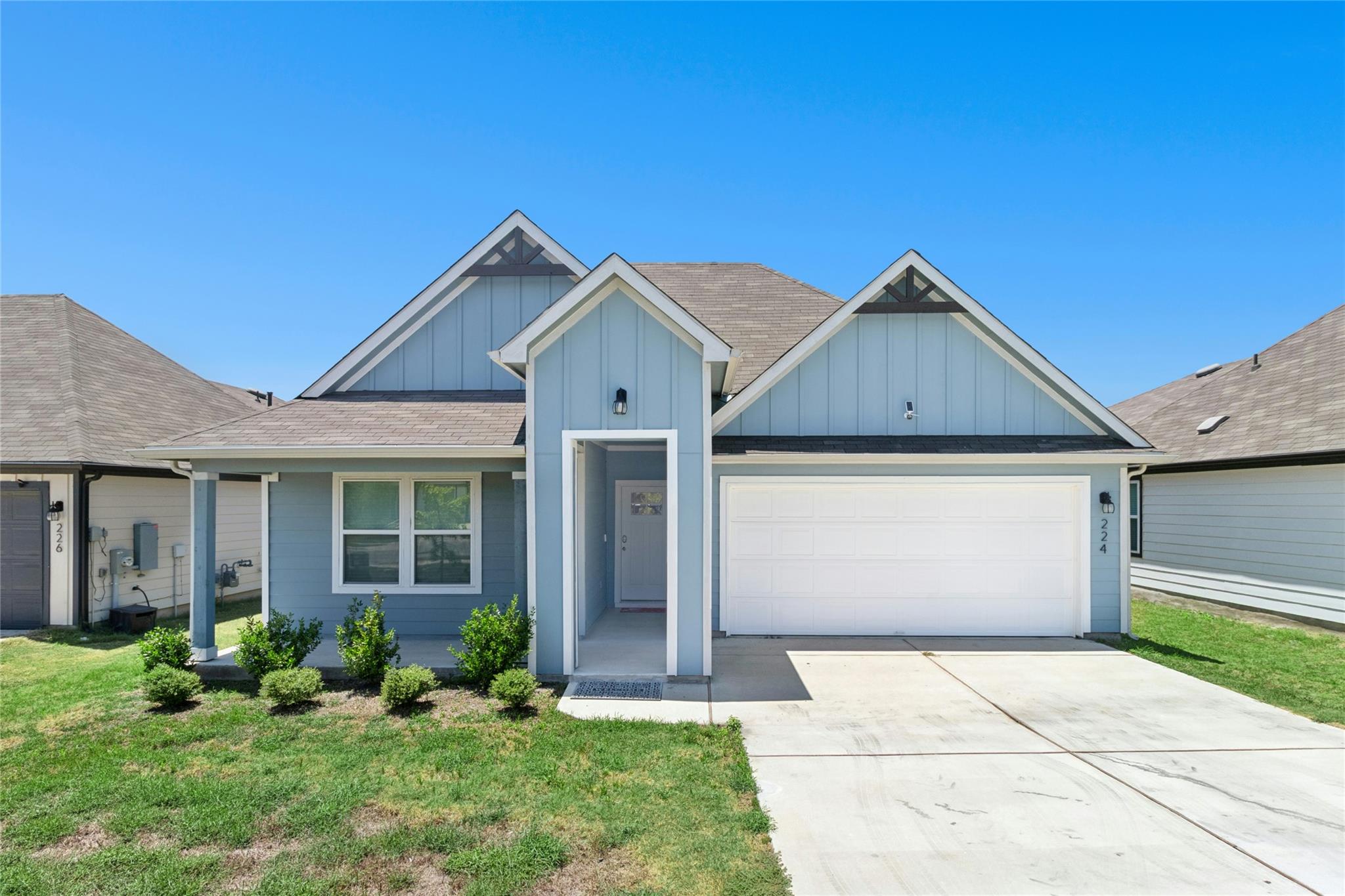 Listing photo 1 of 224  Sweetwater Creek Ln