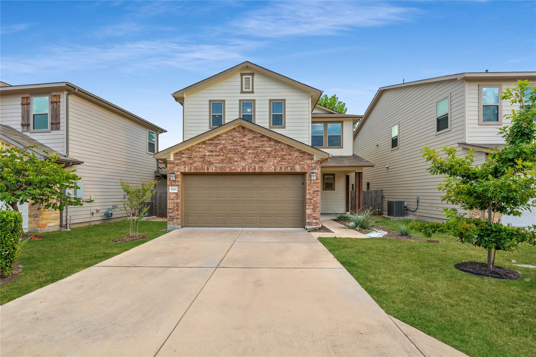 Listing photo 1 of 9203  Moonstone Dr