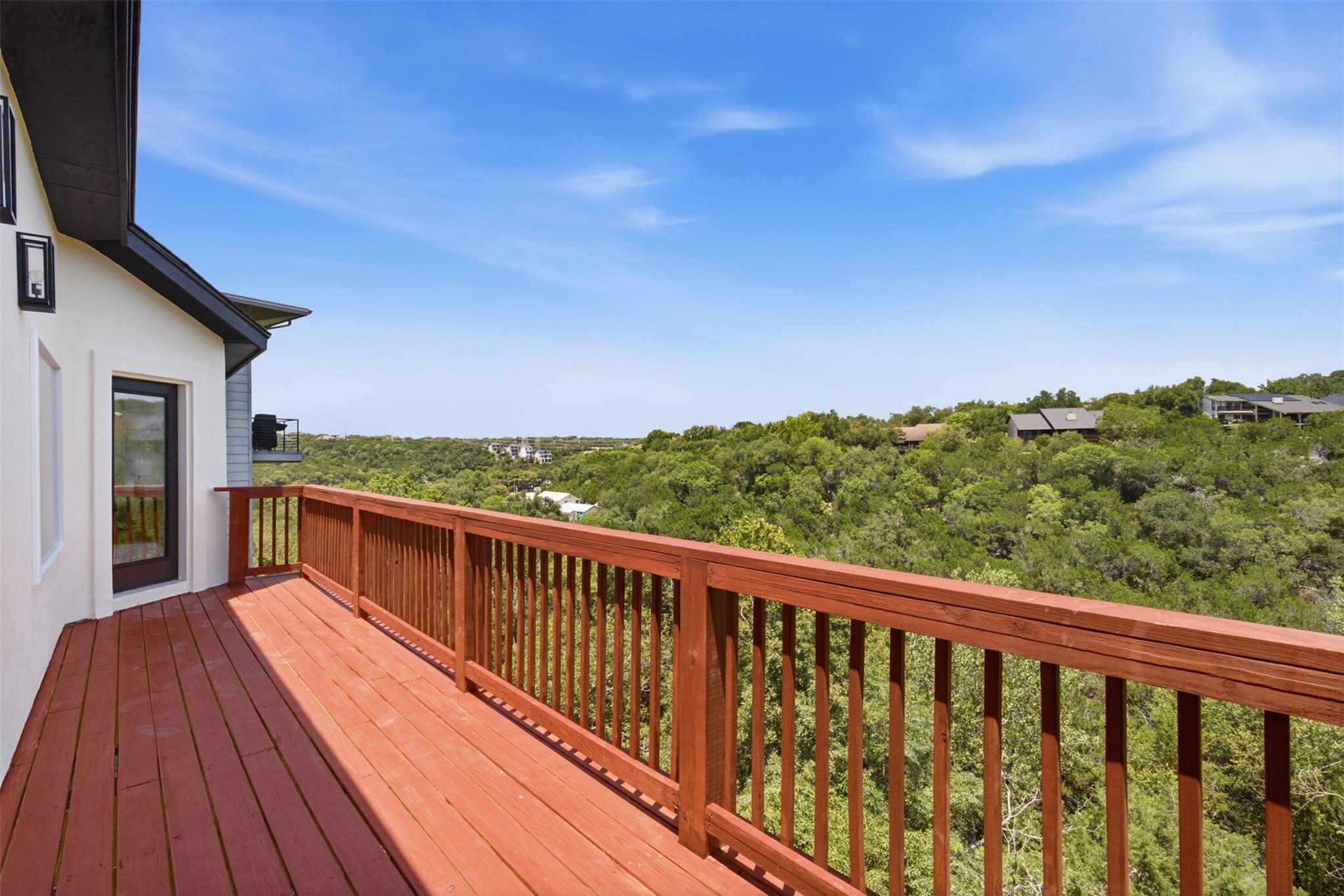 Listing photo 1 of 9312  Knoll Crest Loop