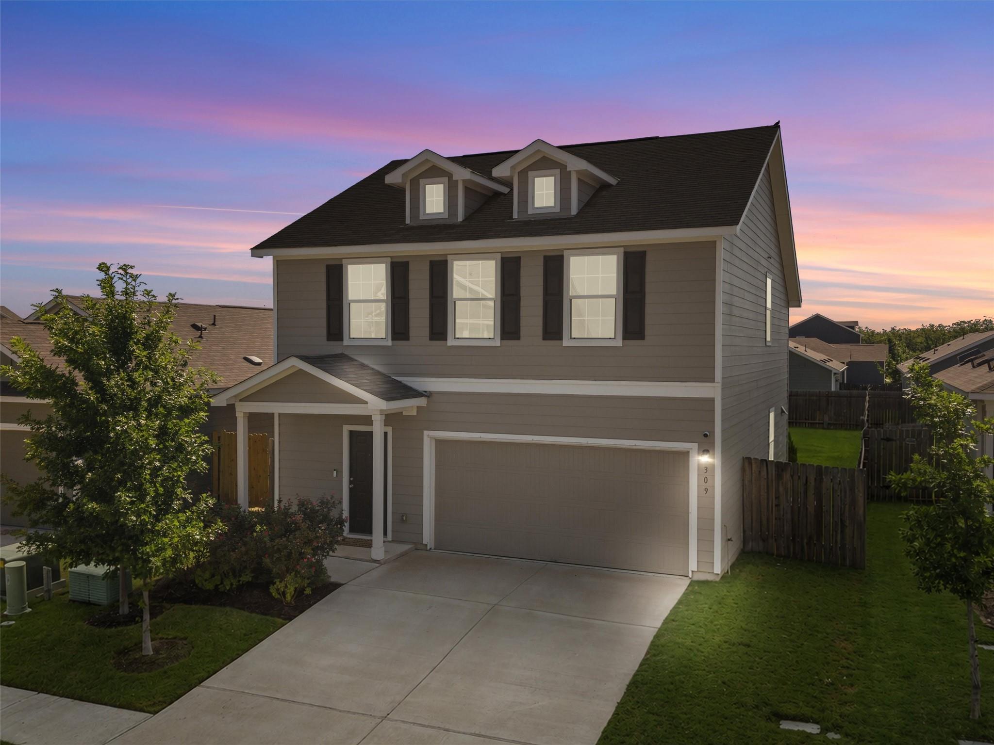 Listing photo 1 of 309  Freshwater Dr