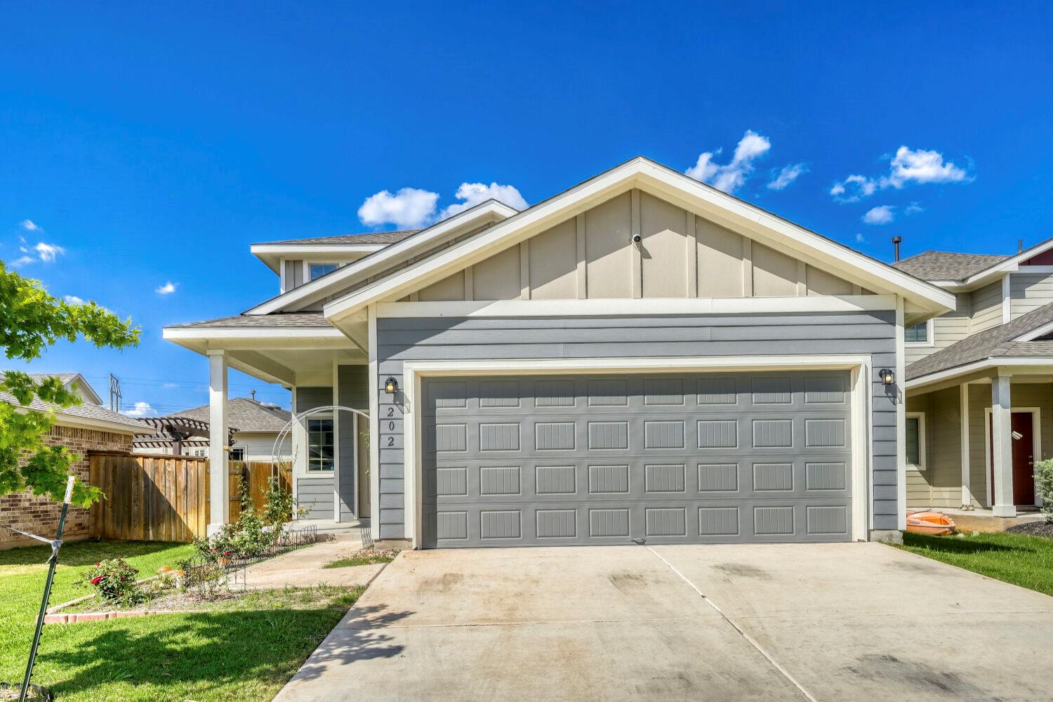 Listing photo 1 of 202  Driftwood Ln