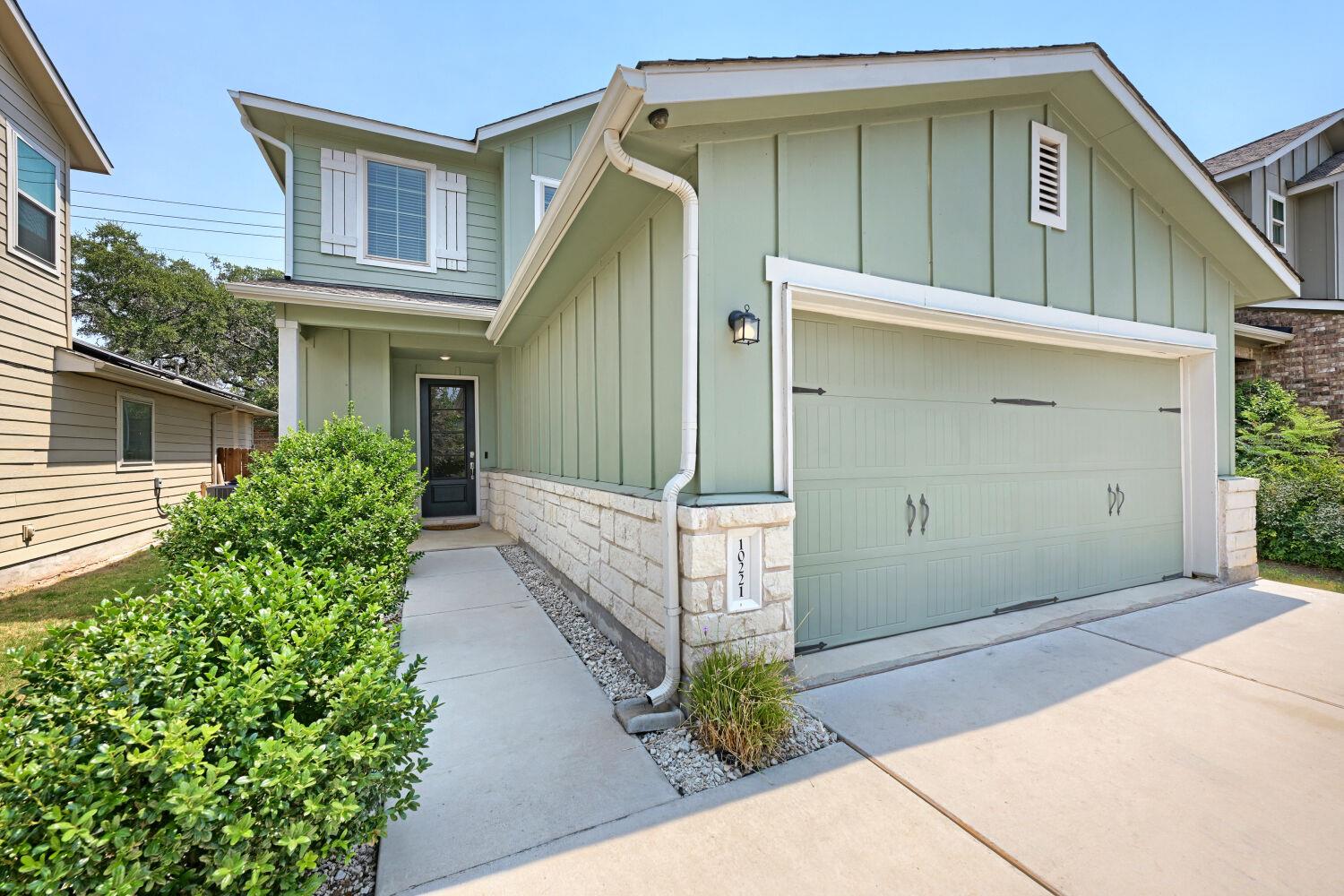 Board and batten siding pairs beautifully with st