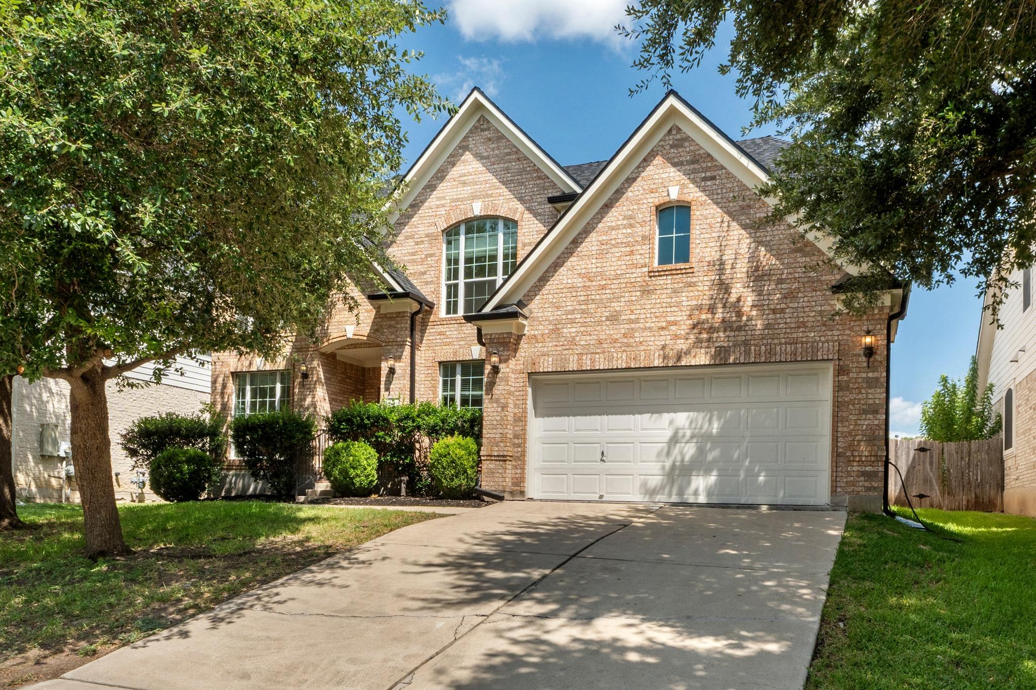 Listing photo 1 of 3812  Concord Dr