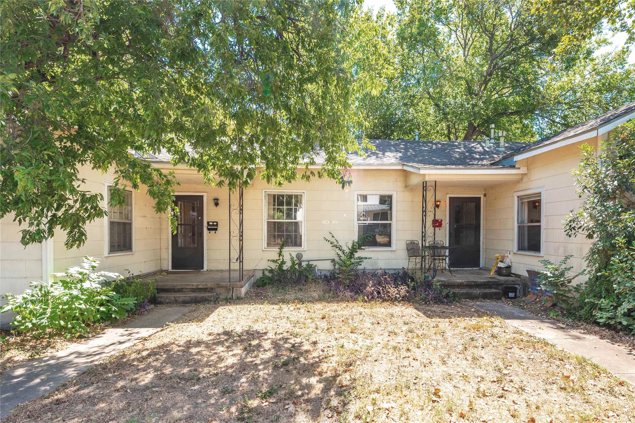 Listing photo 1 of 5101  Leralynn St