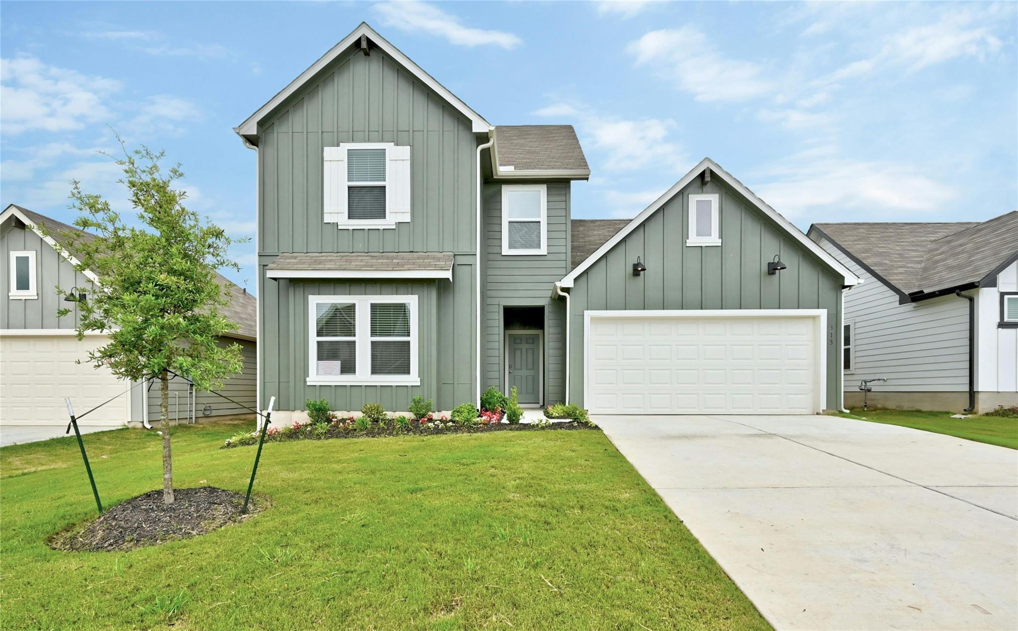Listing photo 1 of 313  MERRIMAN Rd