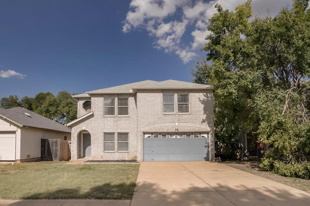 Listing photo 1 of 2602  Stapleford Dr