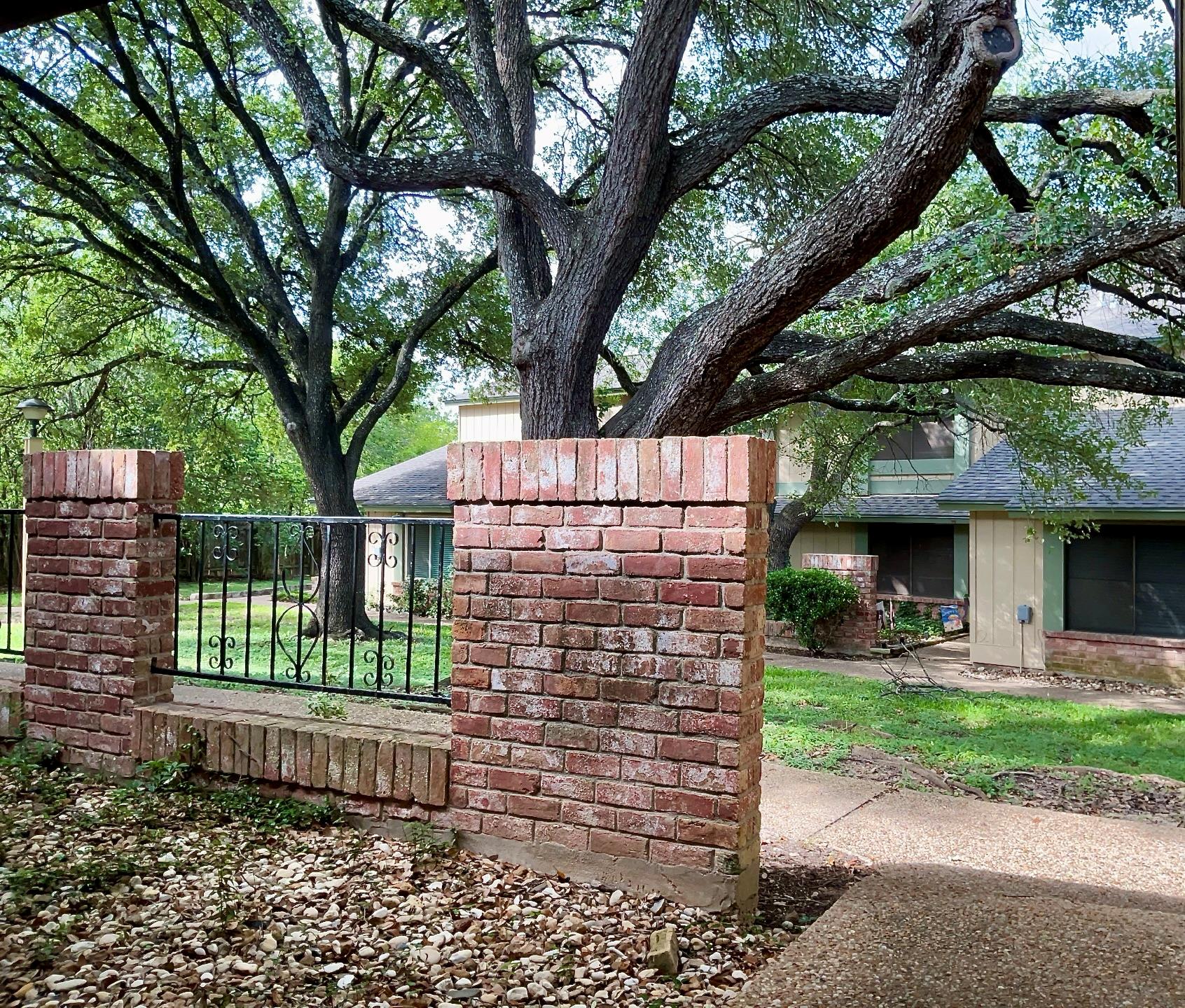 Listing photo 1 of 9611  Covey Ridge Ln