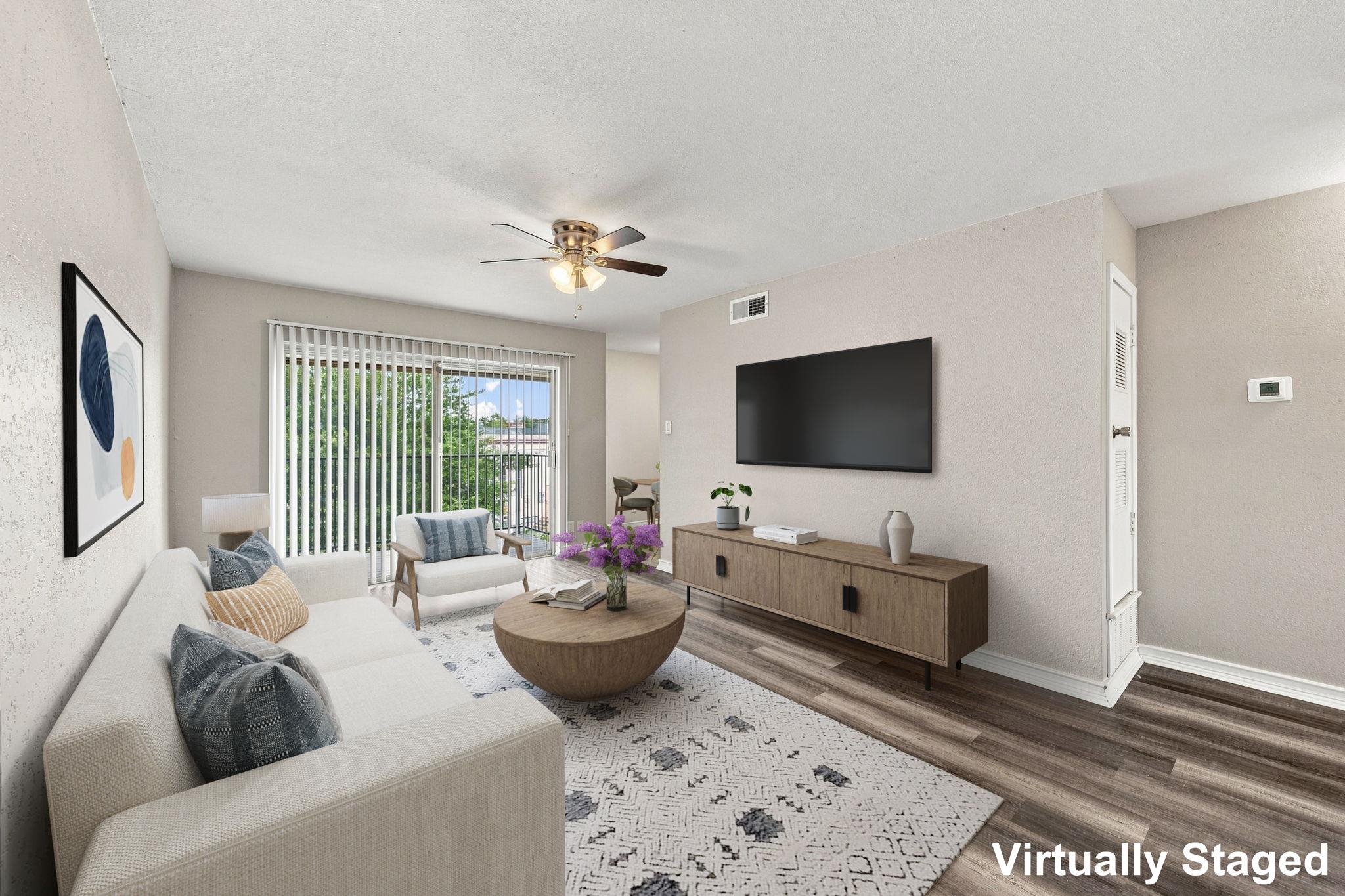 Listing photo 1 of 2600  Penny Ln  #303