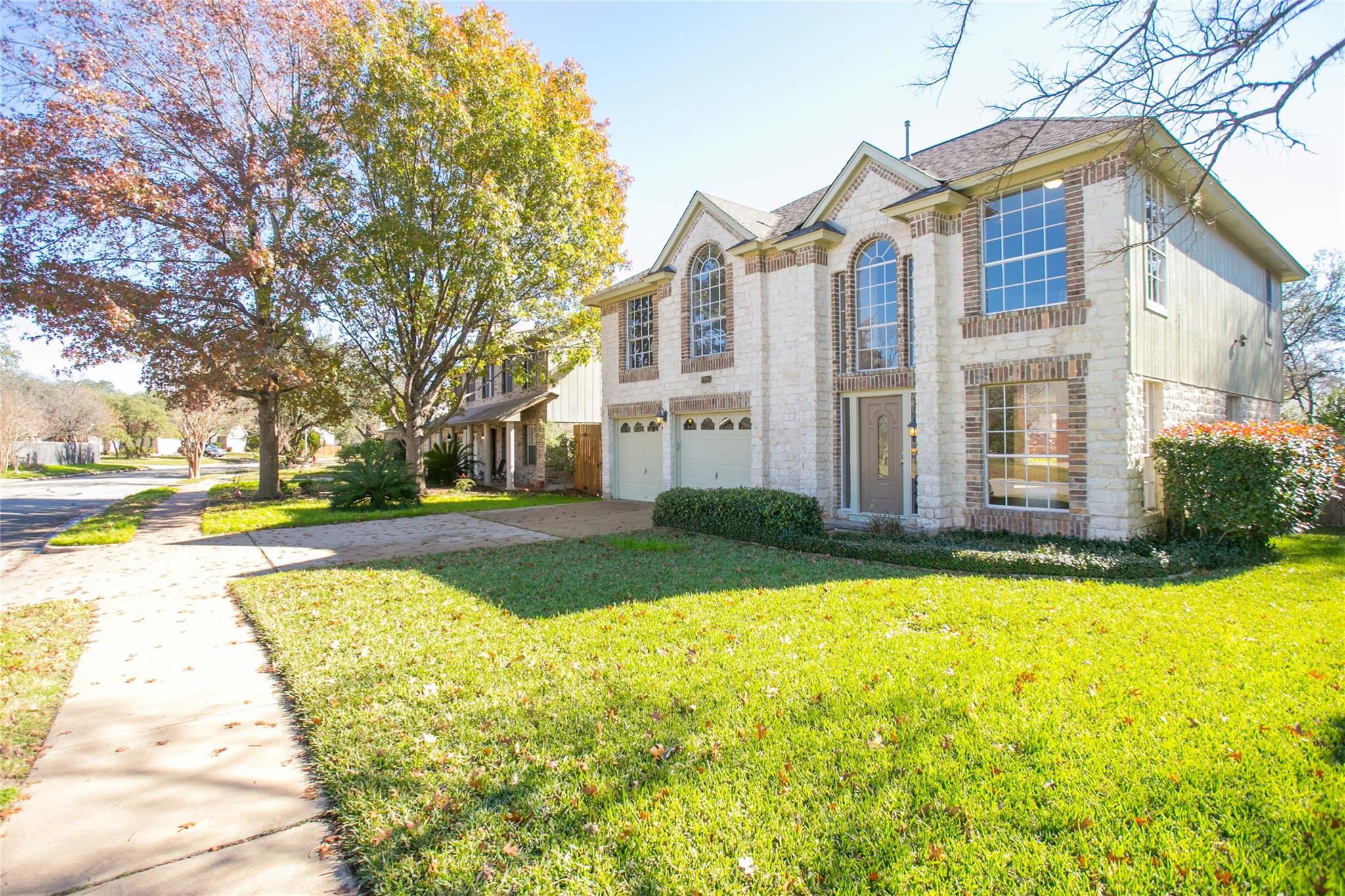 Listing photo 1 of 7901  Taranto Dr