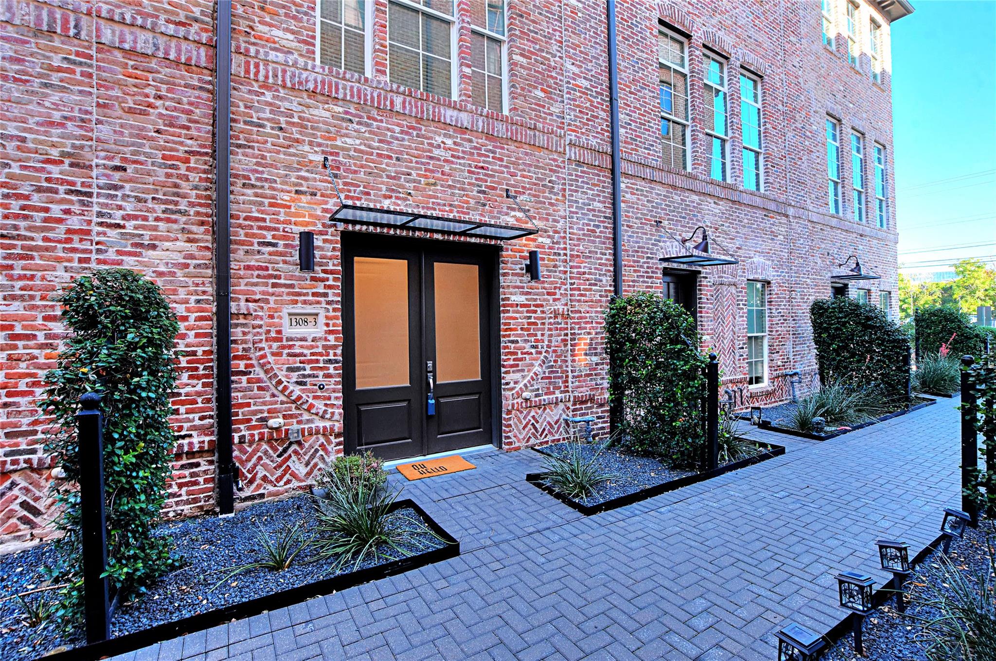 Listing photo of 1308  Tinnin Ford Rd  #3