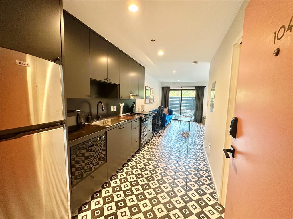 Listing photo 1 of 201  Academy Dr  #104