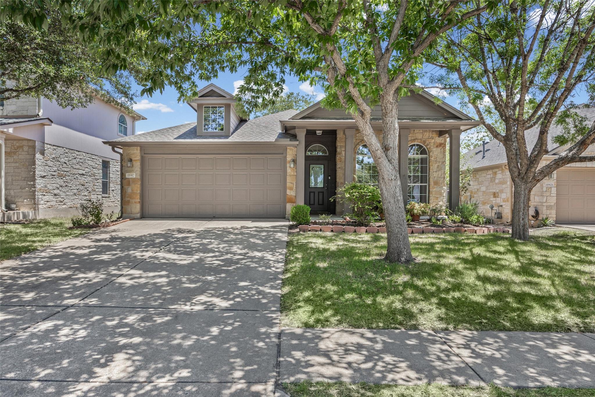 Listing photo 1 of 11917  Buzz Schneider Ln