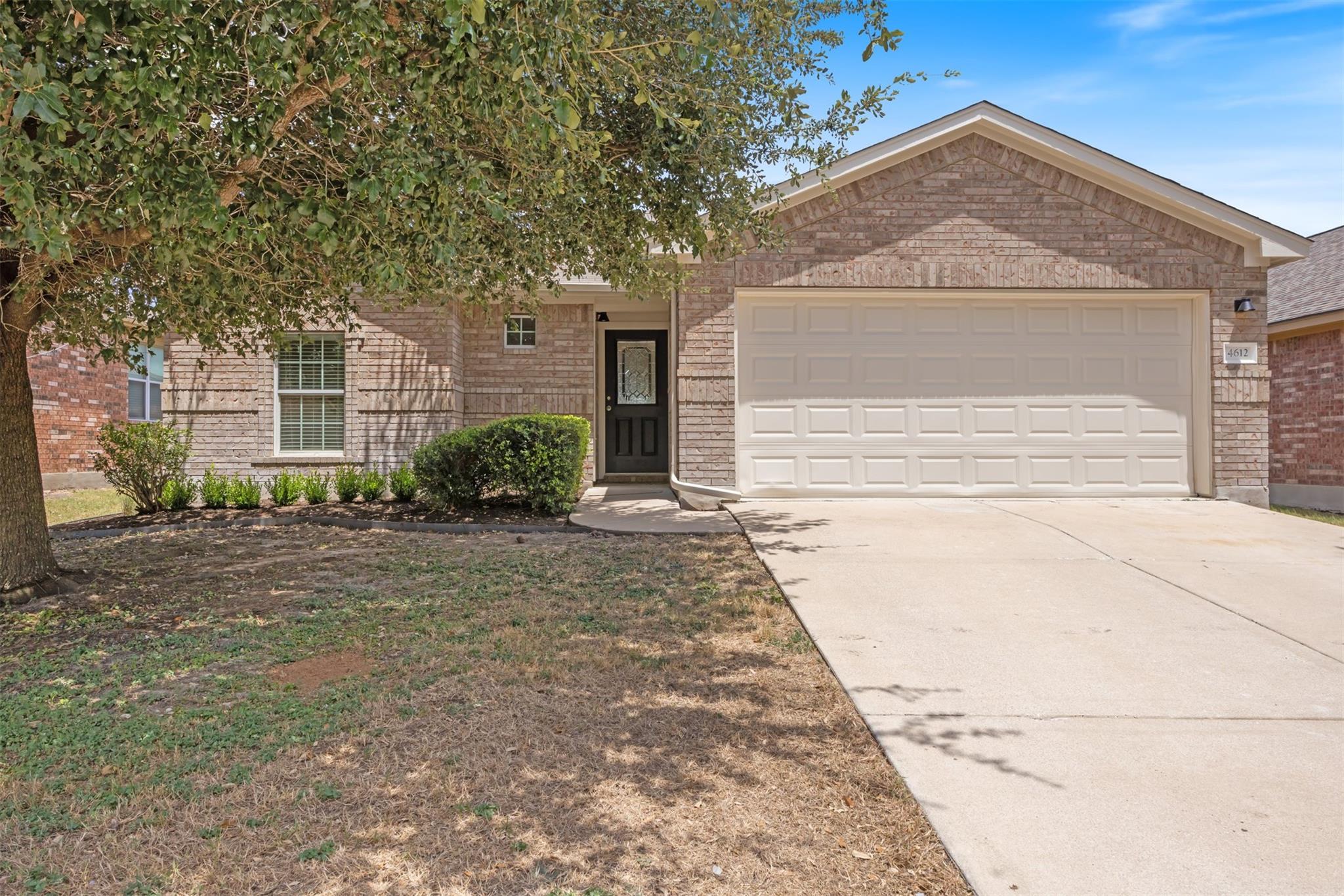 Listing photo 1 of 4612  Tiddle Ln