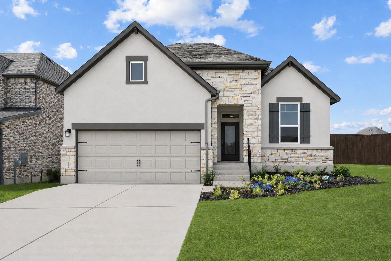 Listing photo 1 of 912  Prominence Way