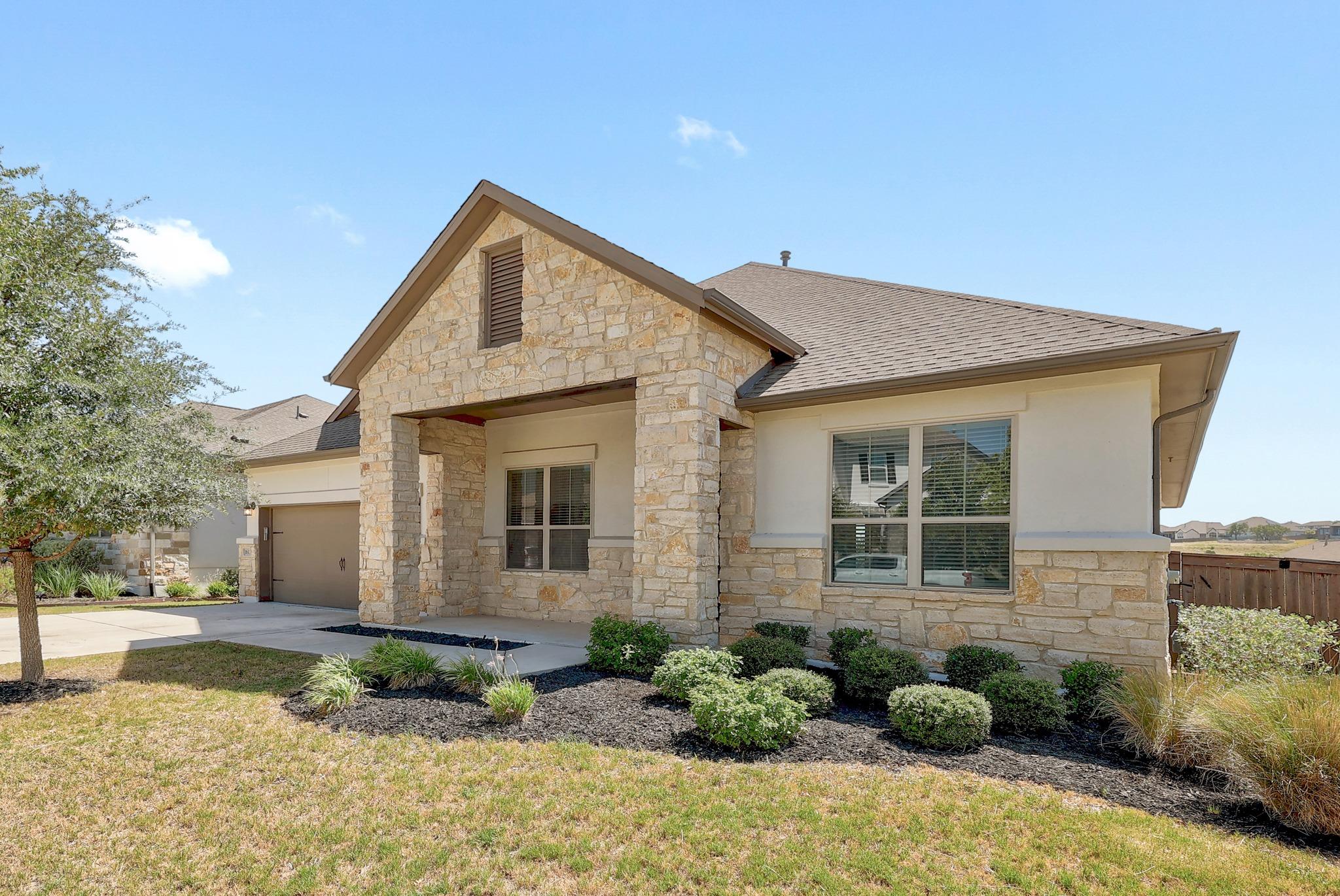 Listing photo 1 of 1612  Indian Apple Way