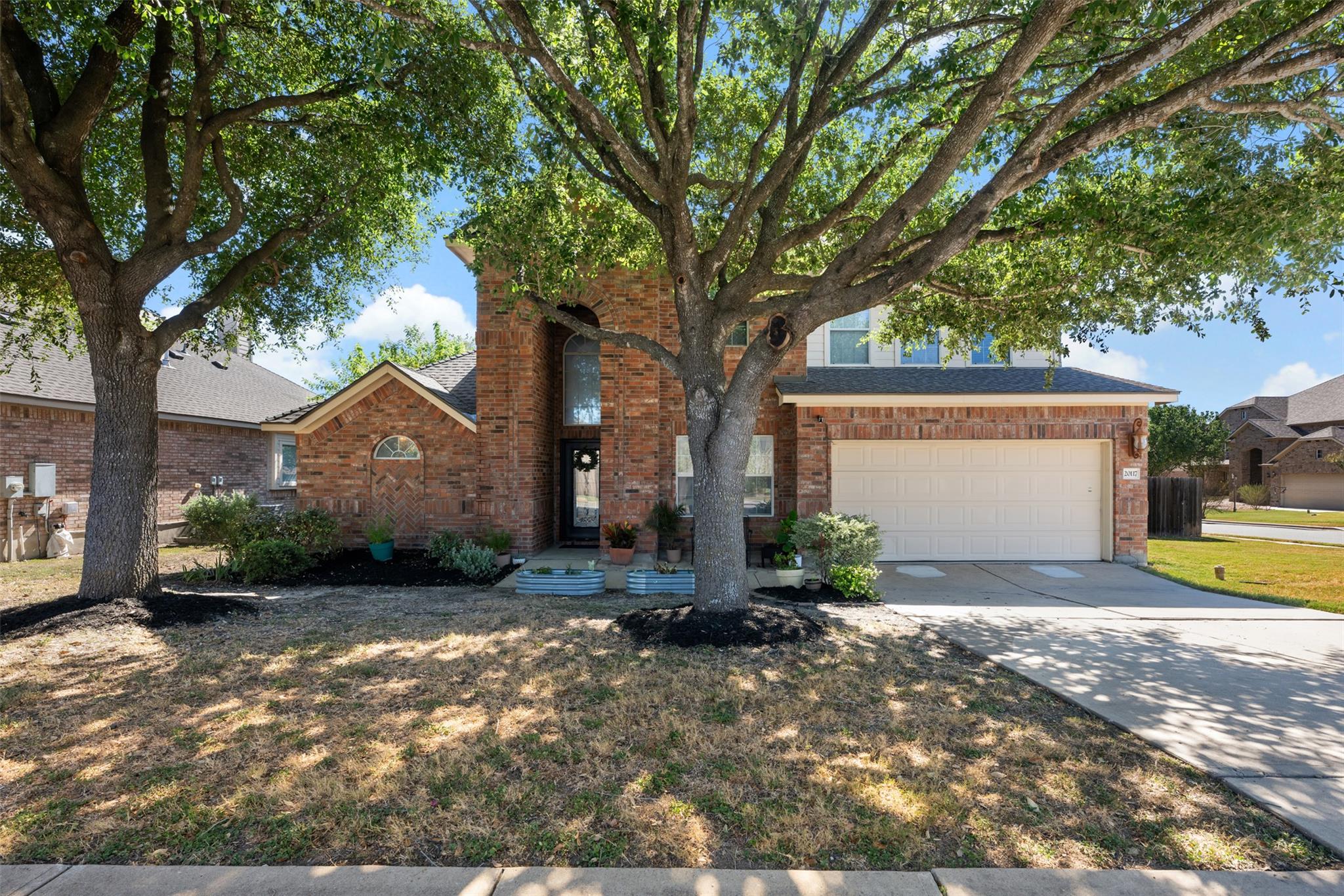 Listing photo 1 of 20117  Treyburn Ln
