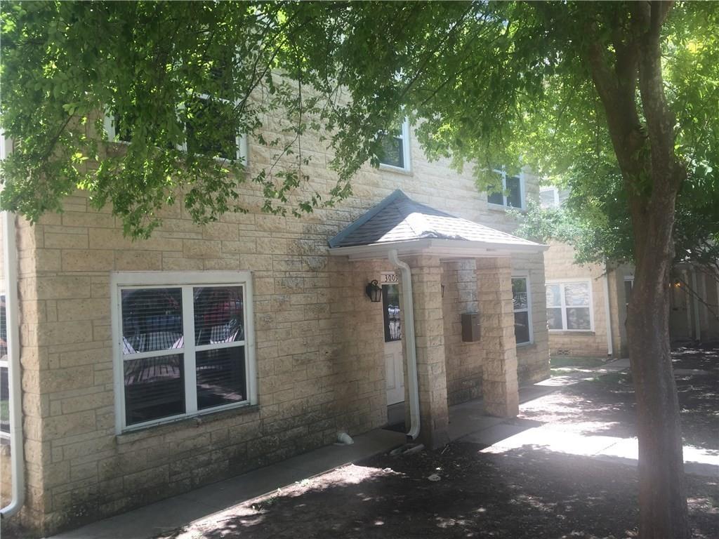 Listing photo 1 of 305 E 31 St  #4