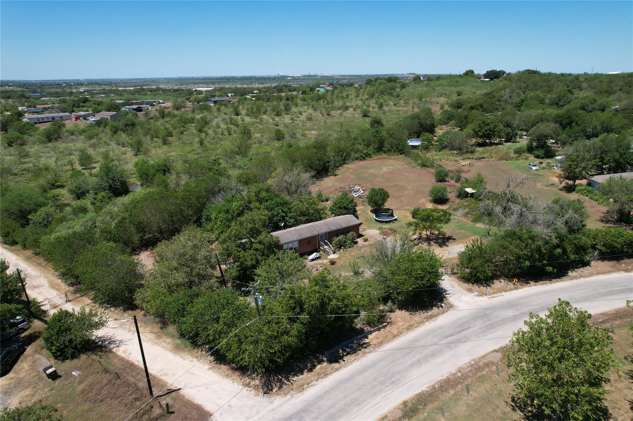Listing photo 1 of 817  Petras Way