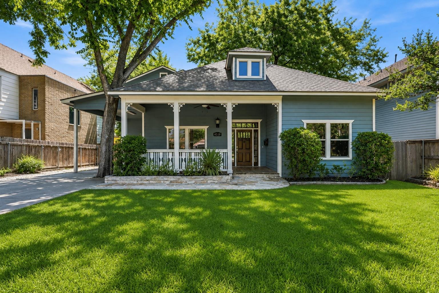 Listing photo 1 of 4519  Depew Ave