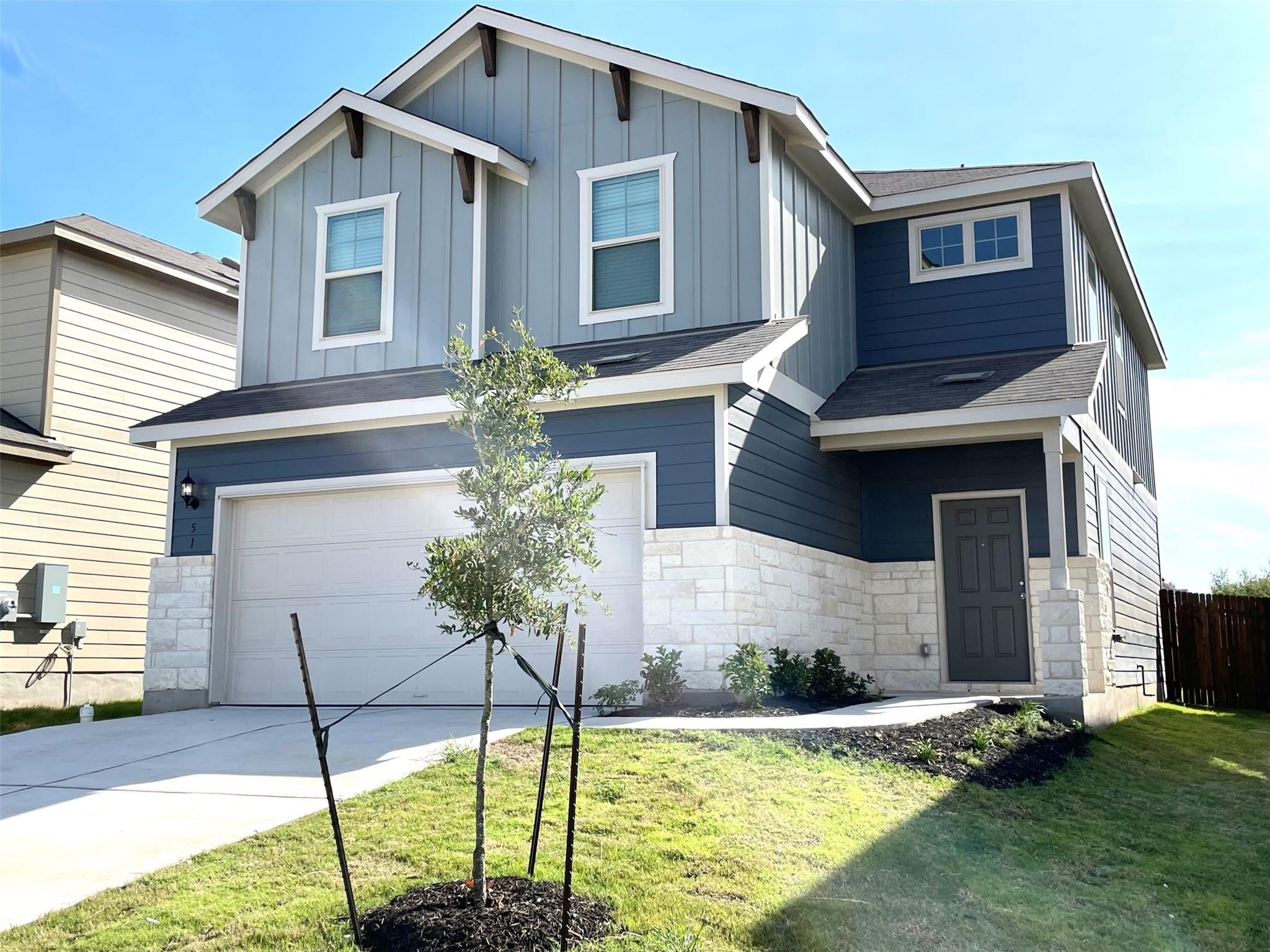 Listing photo 1 of 51  Pacific Loon St