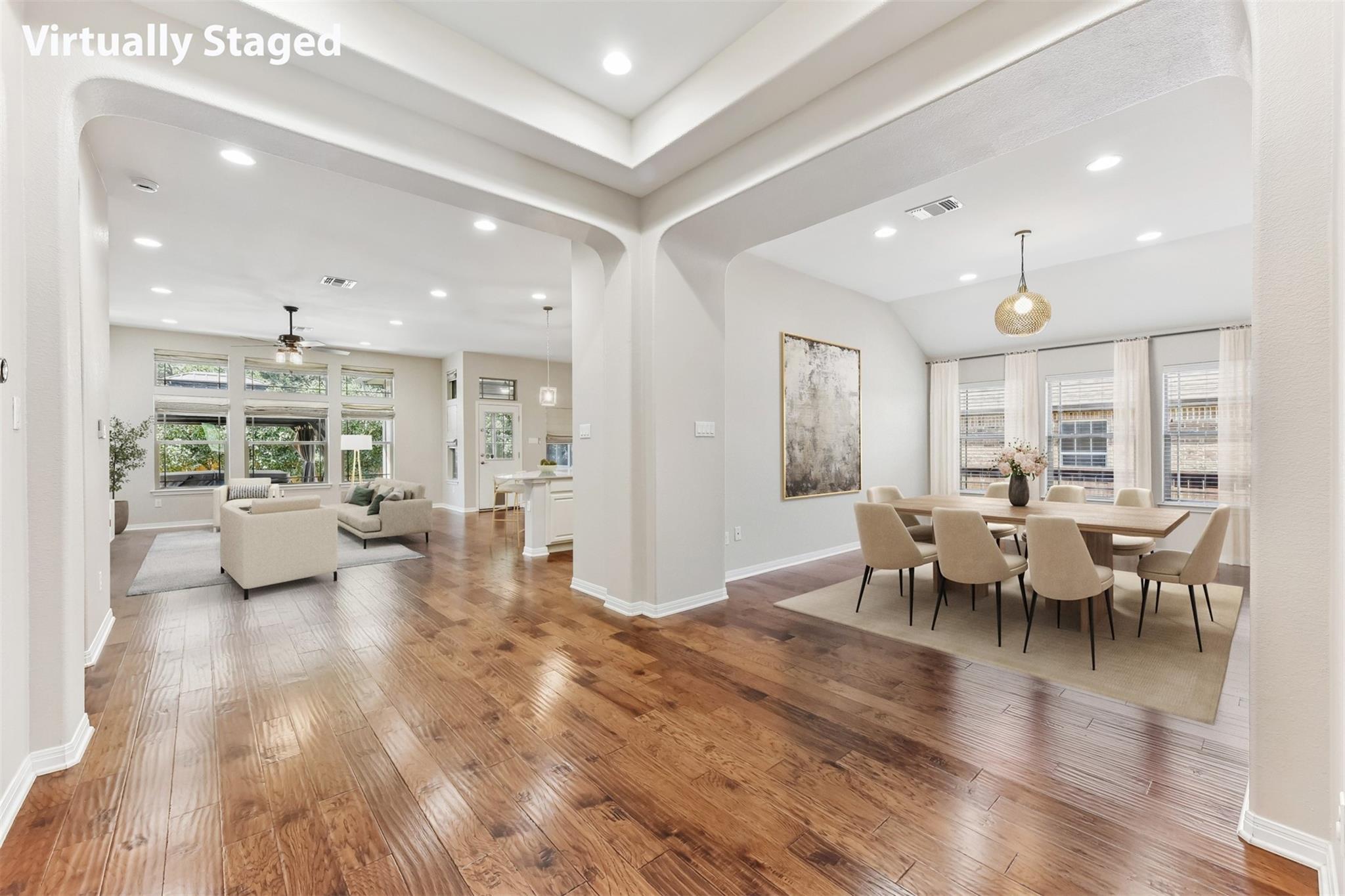 Listing photo 1 of 1525  Graford St
