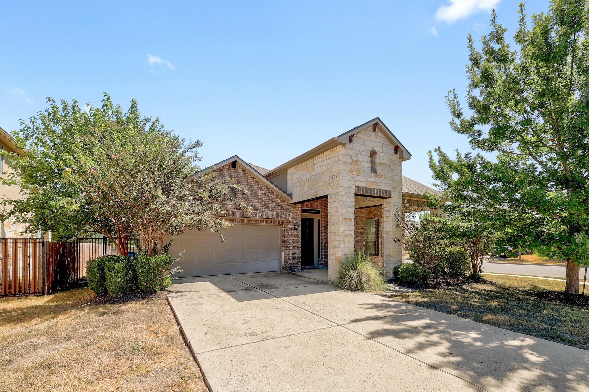 Listing photo of 16200  Cantania Cv