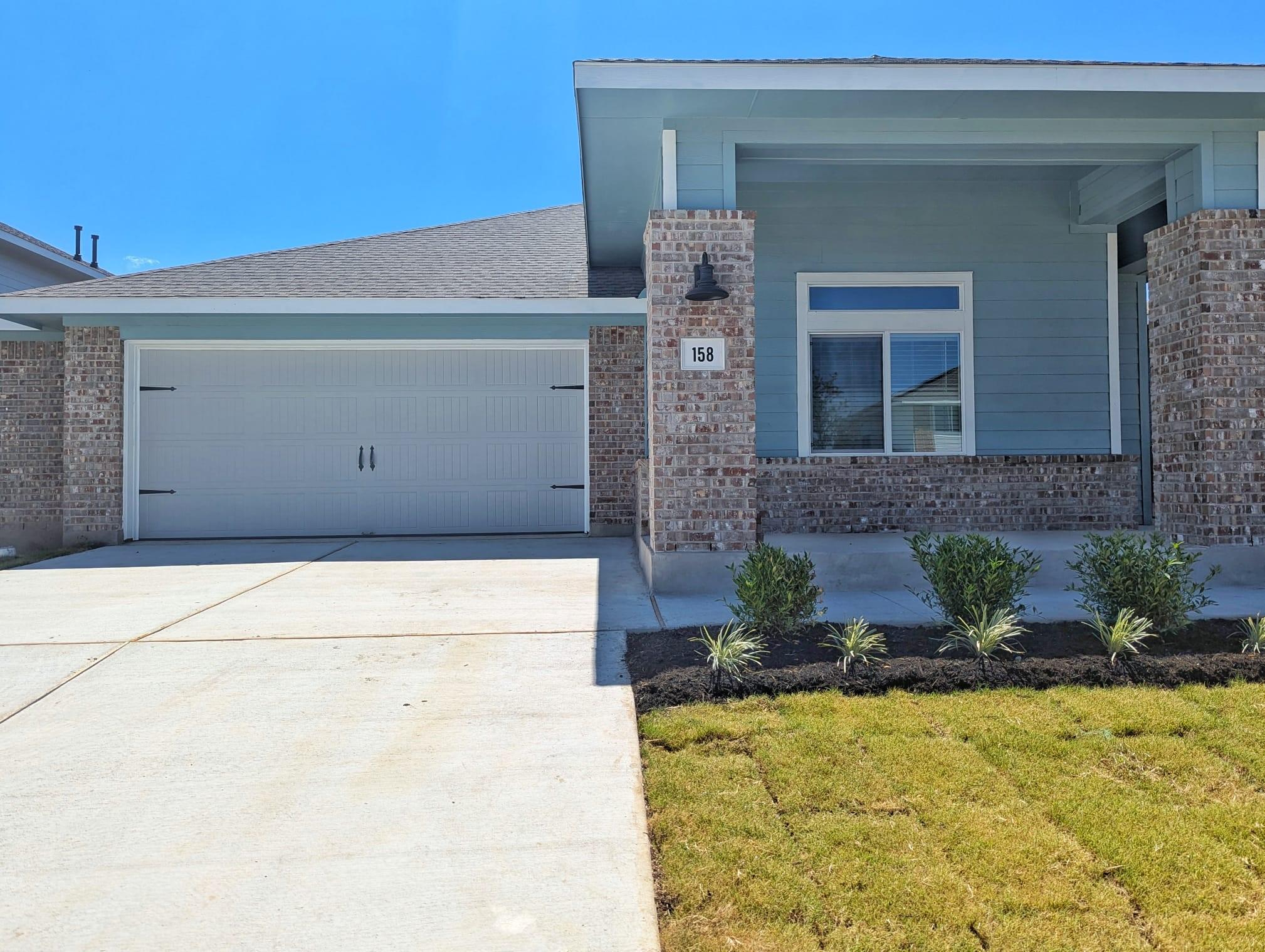 Listing photo 1 of 158  Gresham None