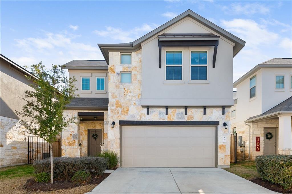 Listing photo 1 of 3240 E Whitestone Blvd  #37