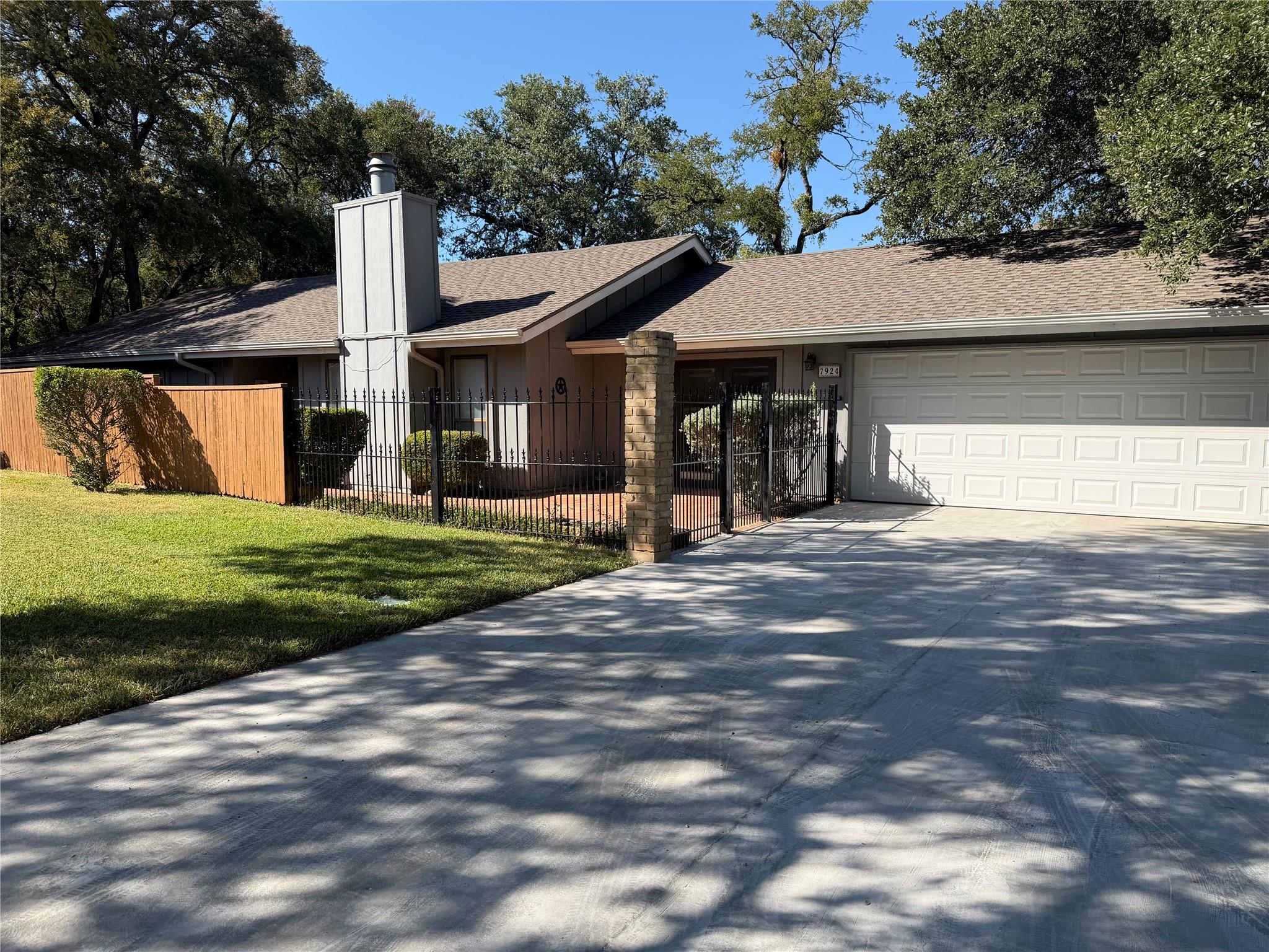 Listing photo 1 of 7924  Ridgeline N None N