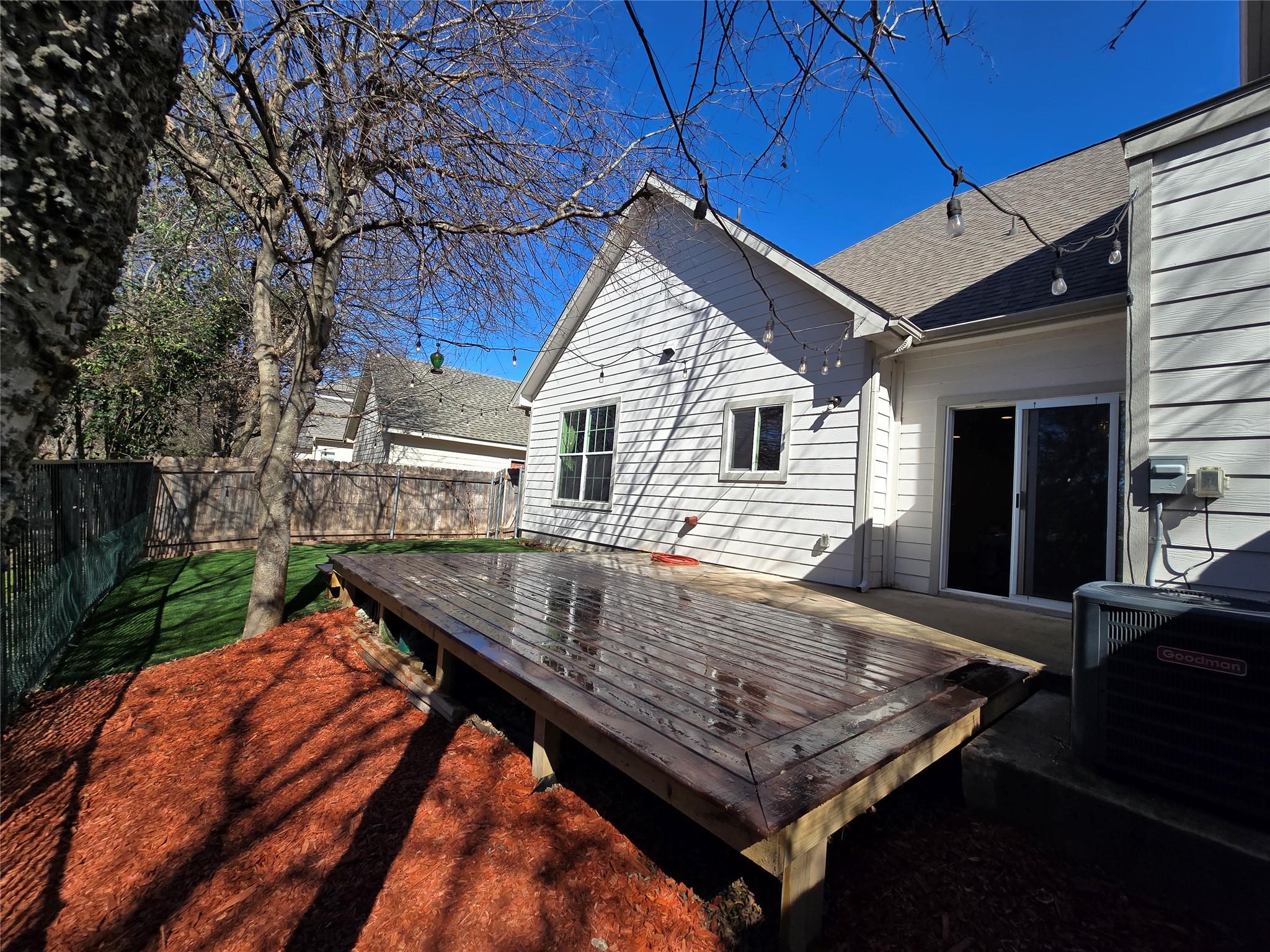 Listing photo 1 of 12224  Abbey Glen Ln  #A