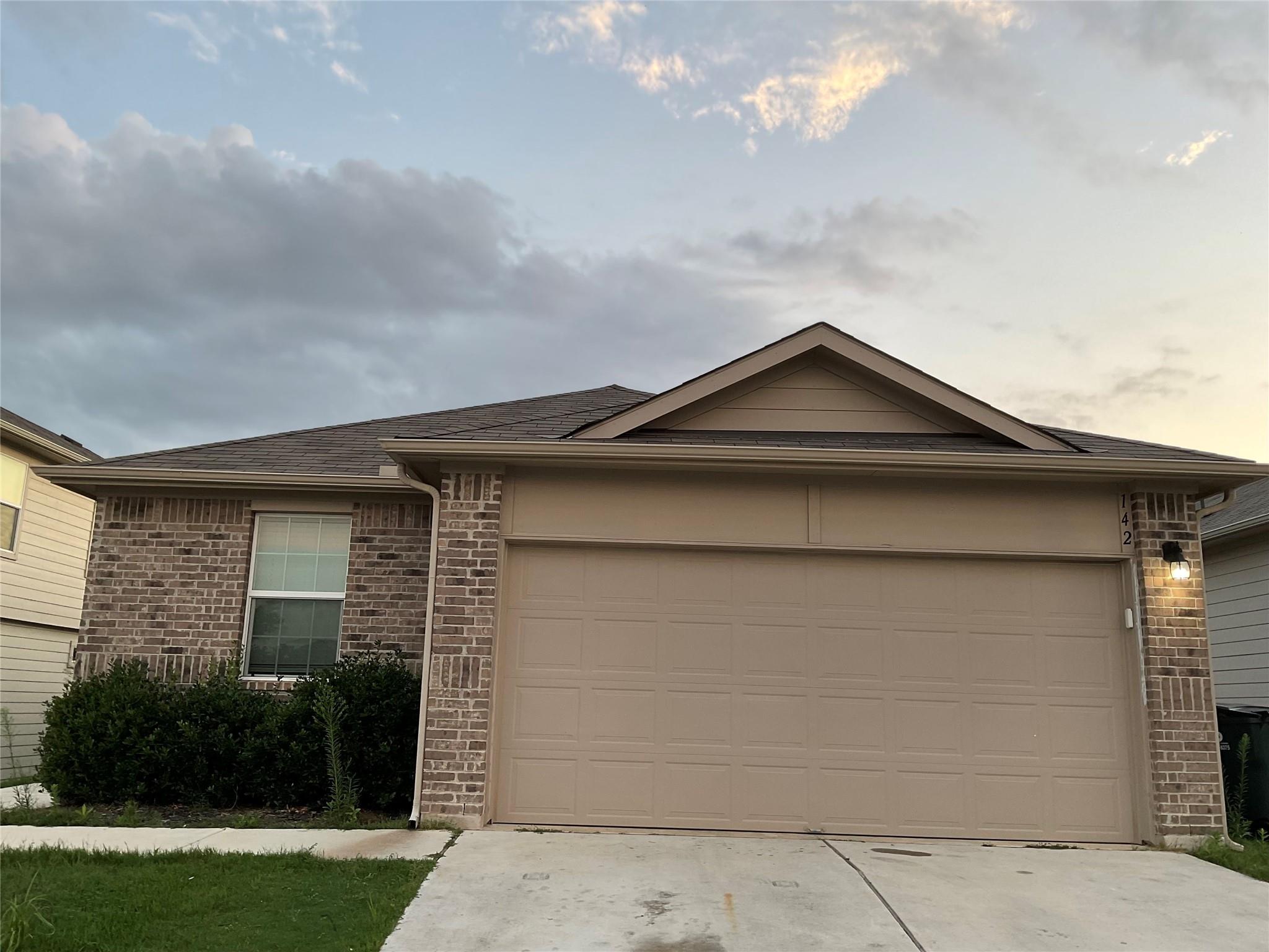 Listing photo 1 of 142  JUBILEE Dr