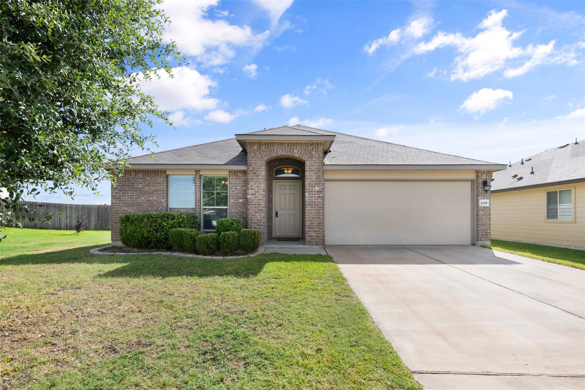 Listing photo 1 of 208  Plata Ln