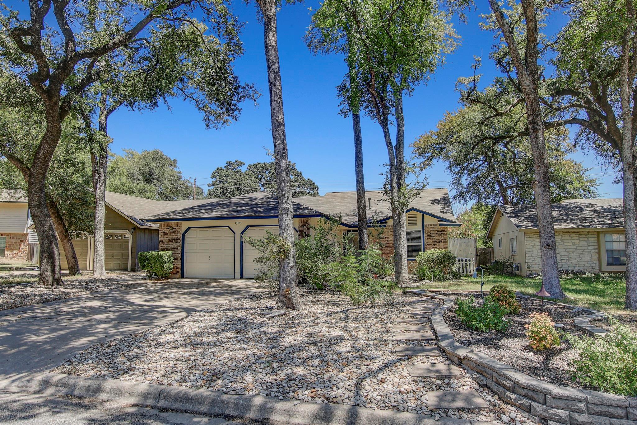 Listing photo 1 of 13135  Mill Stone Dr