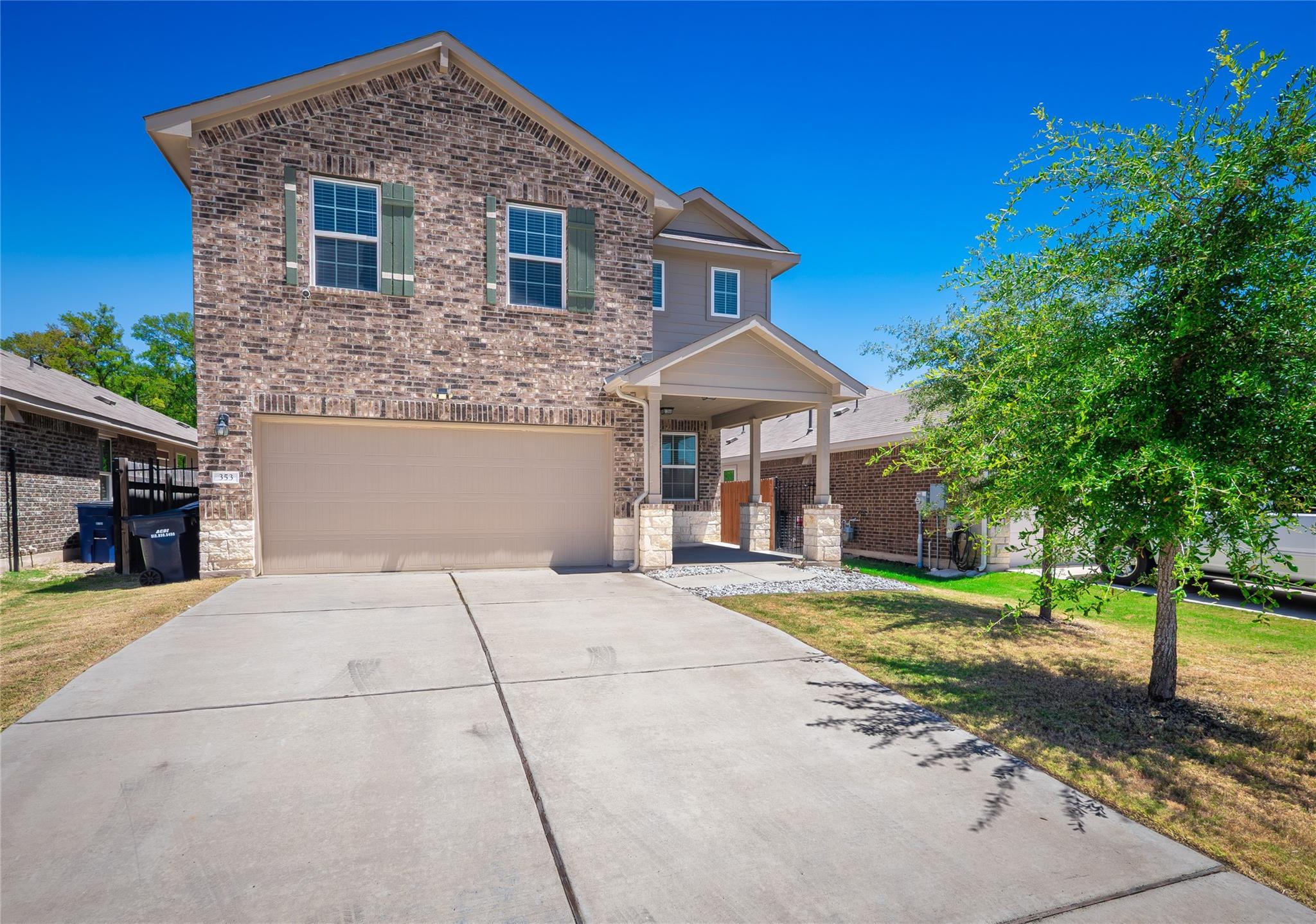 Listing photo 1 of 353  Blue Sage Dr