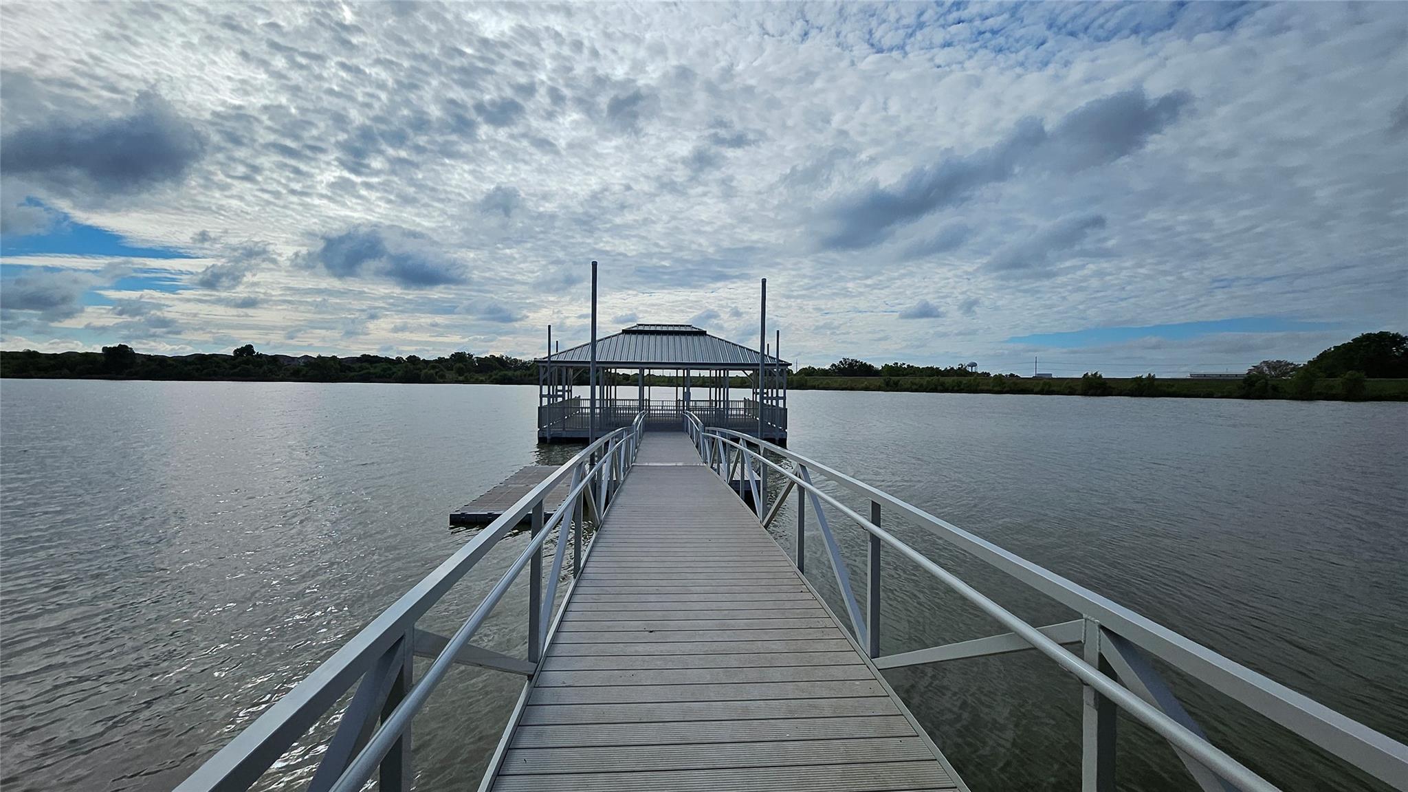 Listing photo 1 of 3210  Settlement Dr