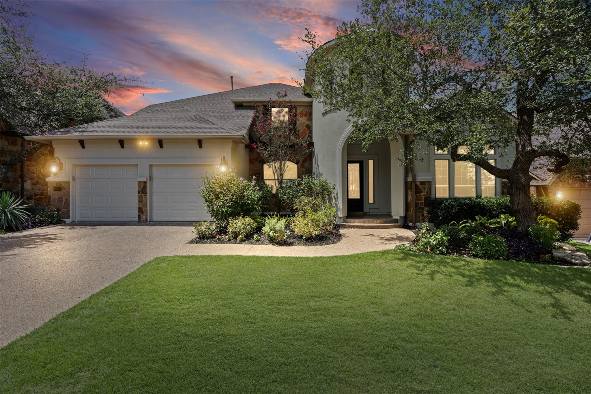 Listing photo 1 of 16313  Rockies Run Smt