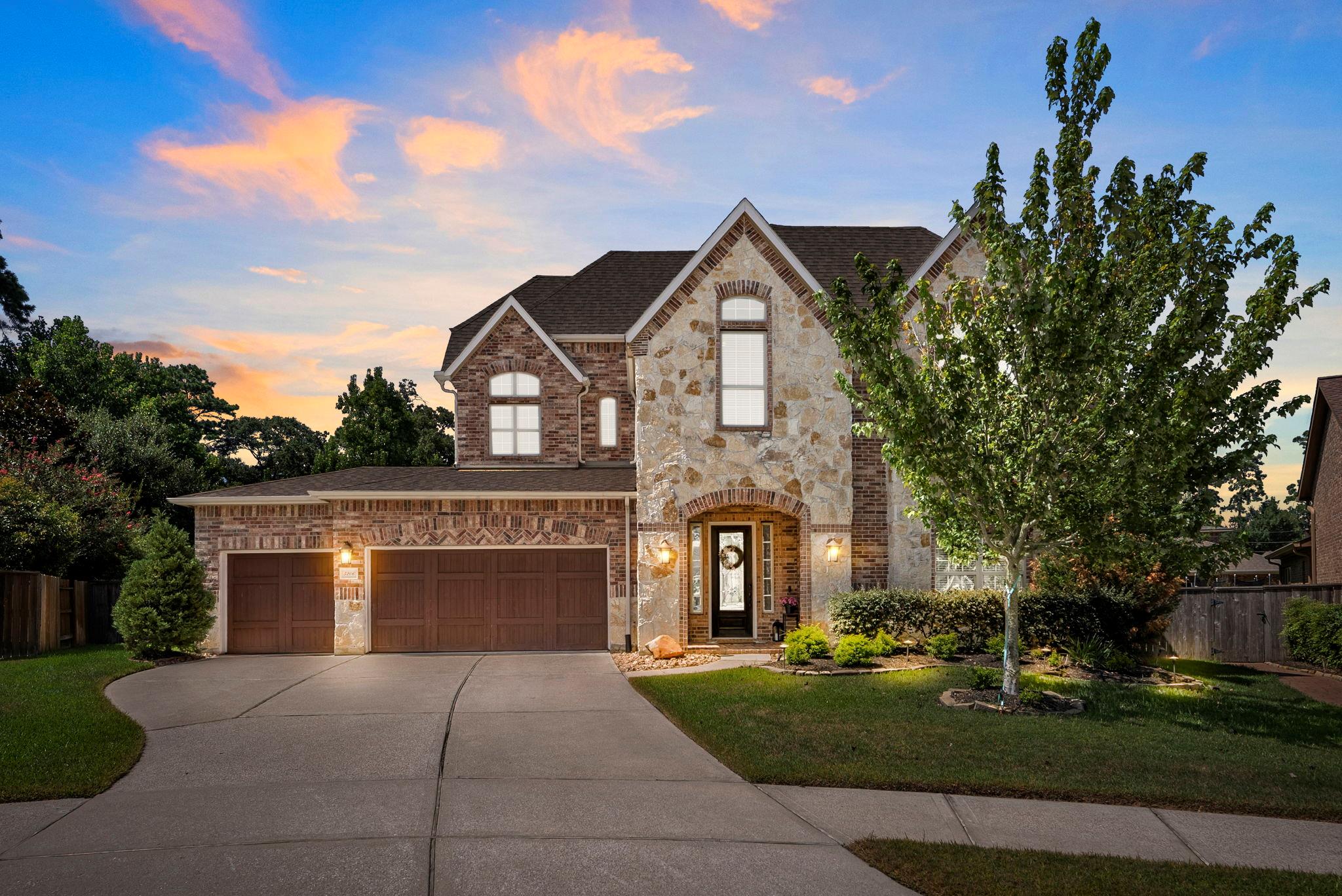 Listing photo 1 of 5206  Creekland Cir