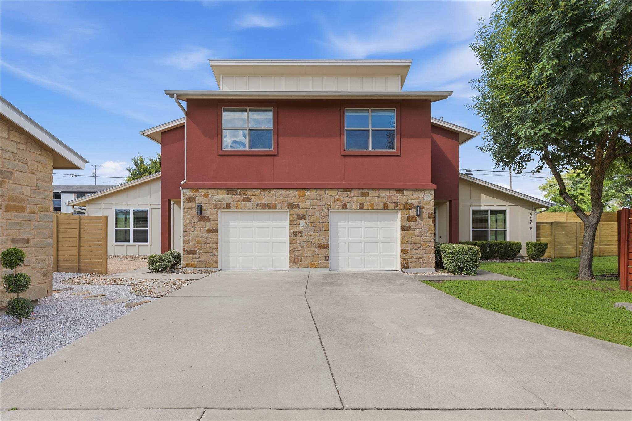 Listing photo 1 of 4124  Valley View Rd  #4A