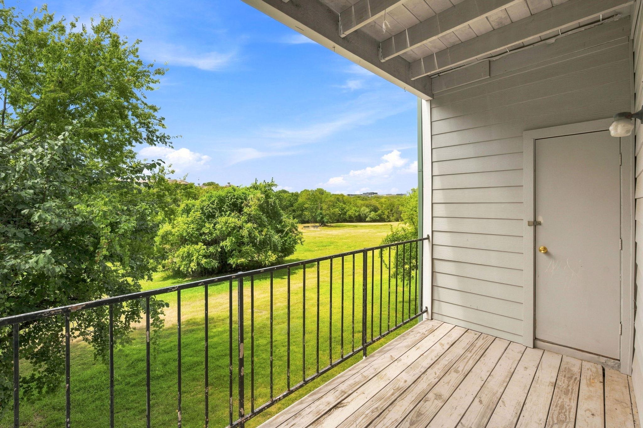 Listing photo 1 of 12166  Metric Blvd  #280 - Bldg 9