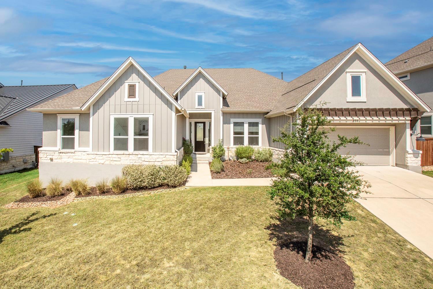 Listing photo 1 of 151  Starfire Dr