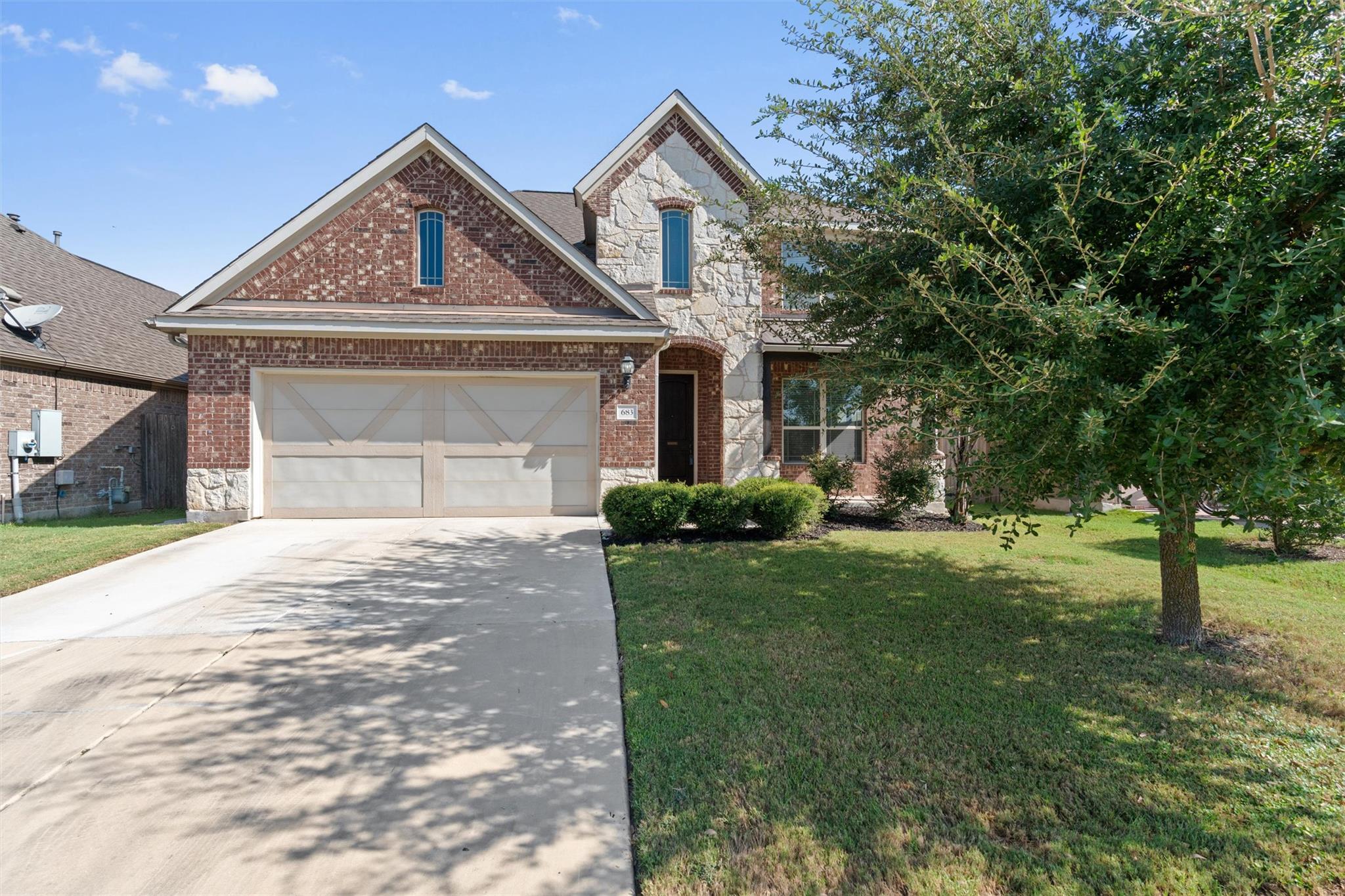 Listing photo 1 of 683  Oyster Crk
