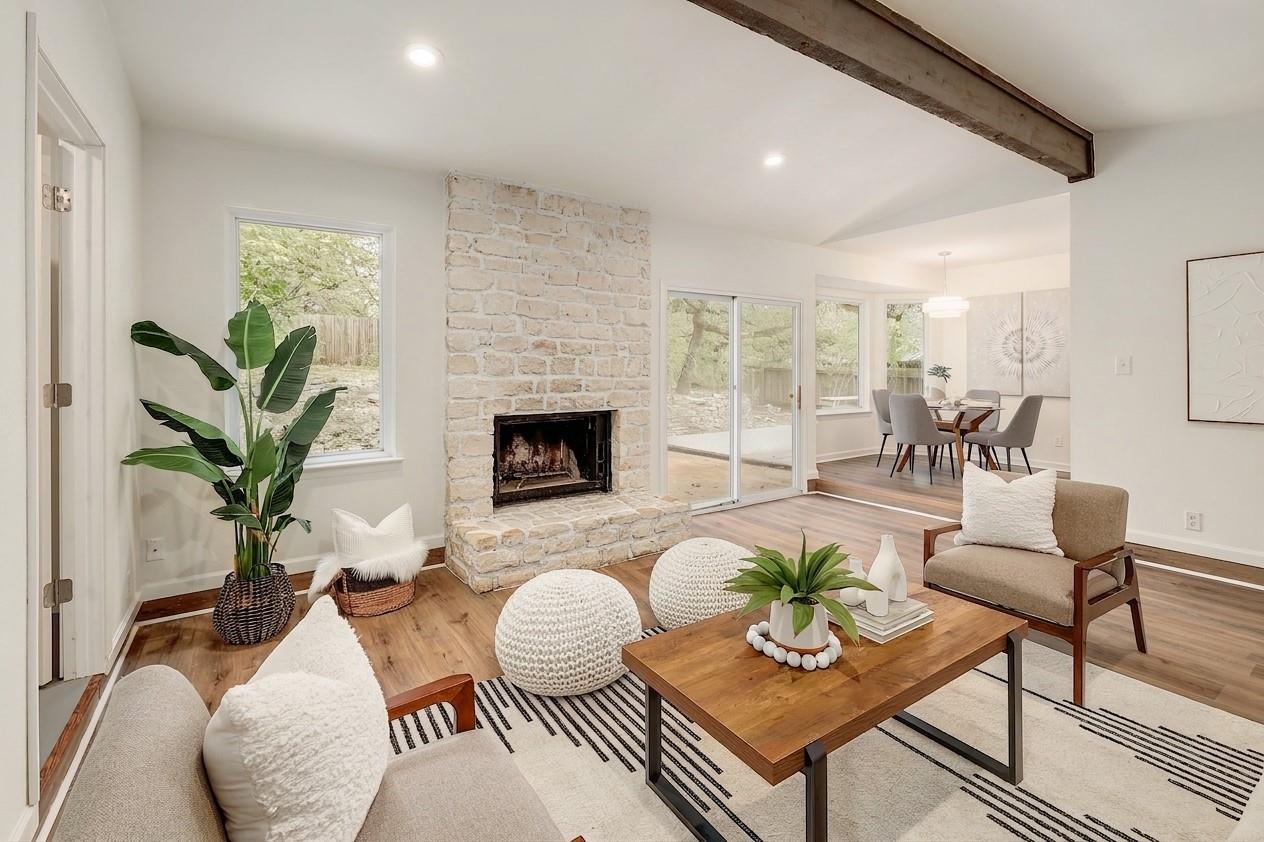 Listing photo 1 of 8304  Moccasin Path