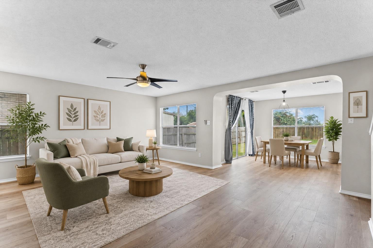Listing photo 1 of 2423  BYFIELD Dr