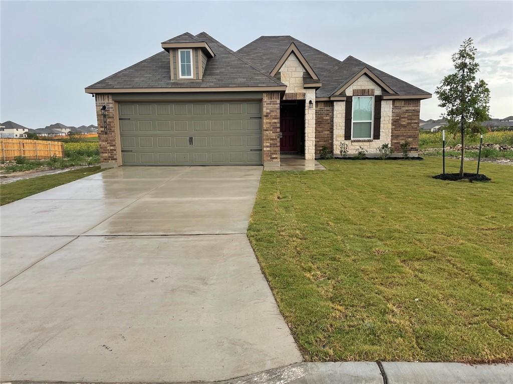 Listing photo 1 of 806  Hollyhock Dr