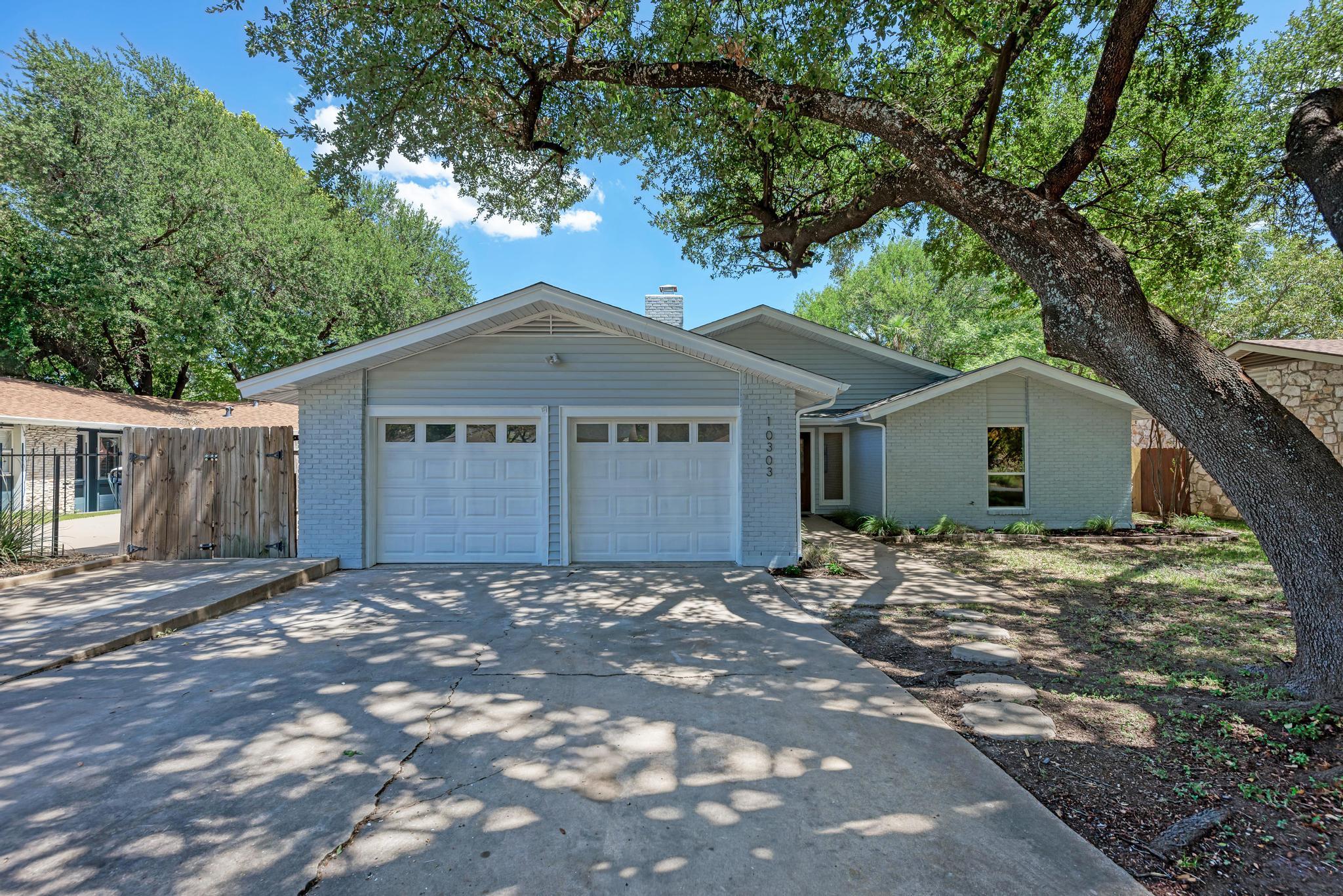 Foto del anuncio 1 de 10303  Leaning Willow Dr