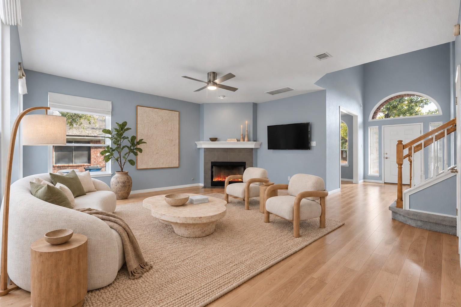 Listing photo 1 of 5606  Kayview Dr