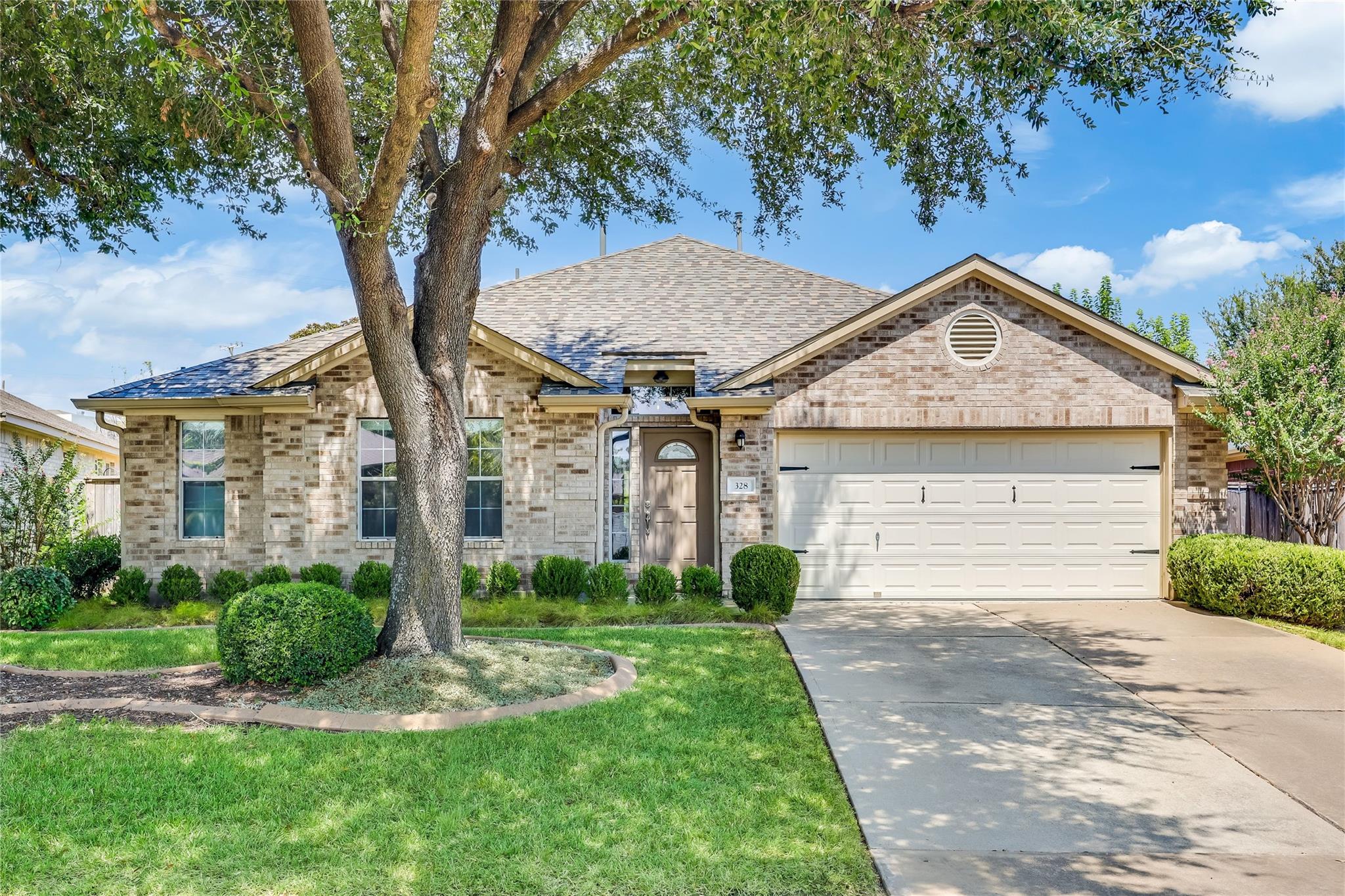 Listing photo 1 of 328  Hidden Brook Ln