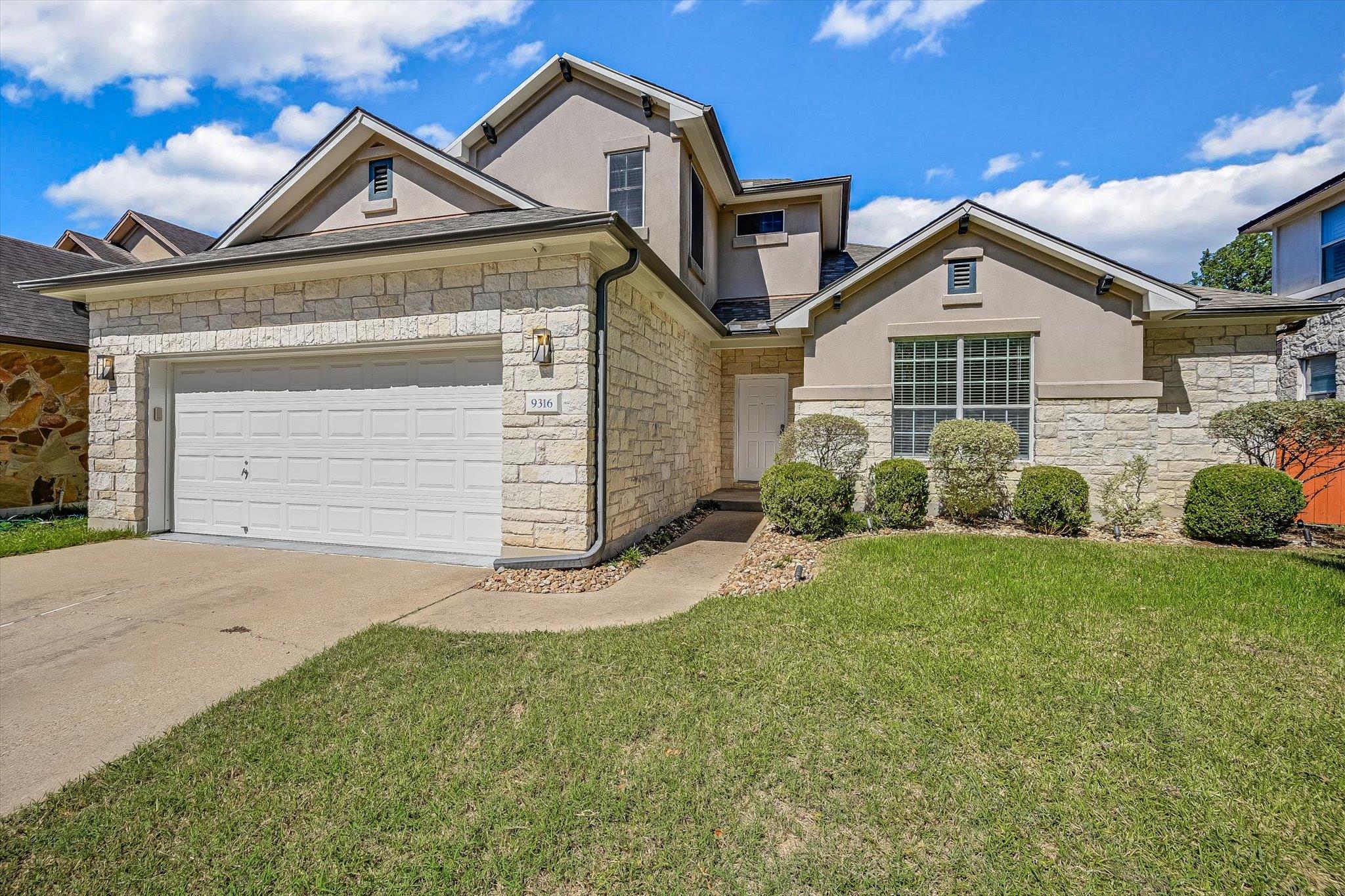 Listing photo 1 of 9316  Bavaria Ln